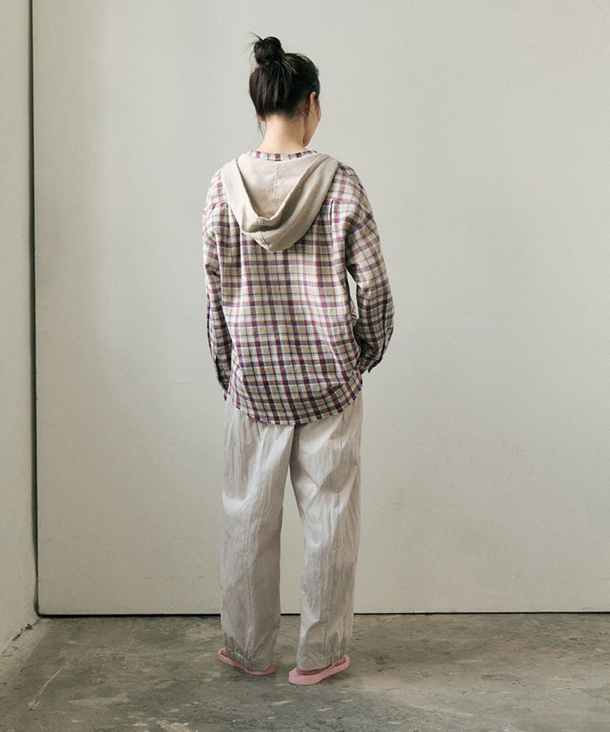 모노크롬(MONOCHROME) swin hooded shirt (beige)