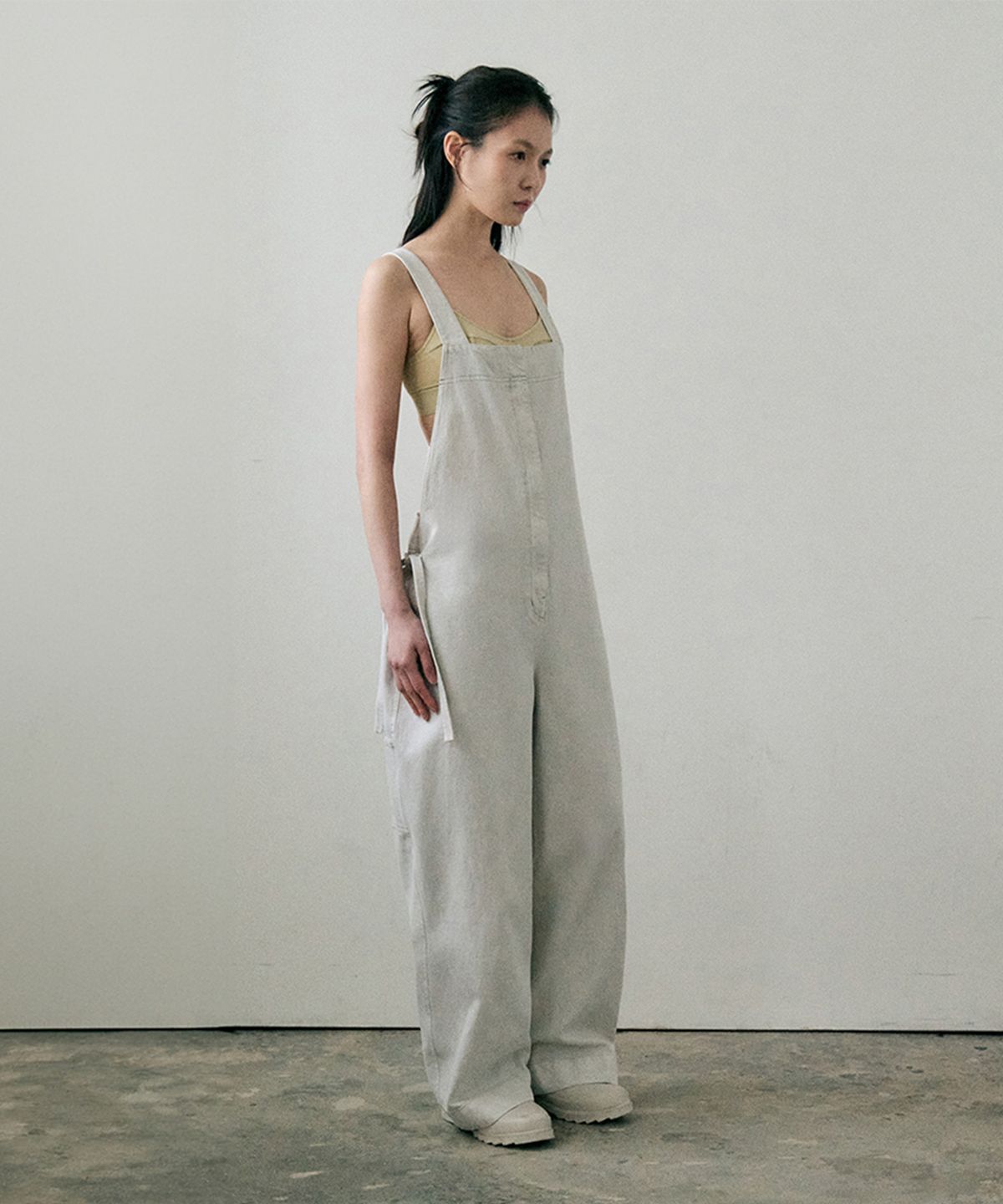 모노크롬(MONOCHROME) dasher overall (cream)