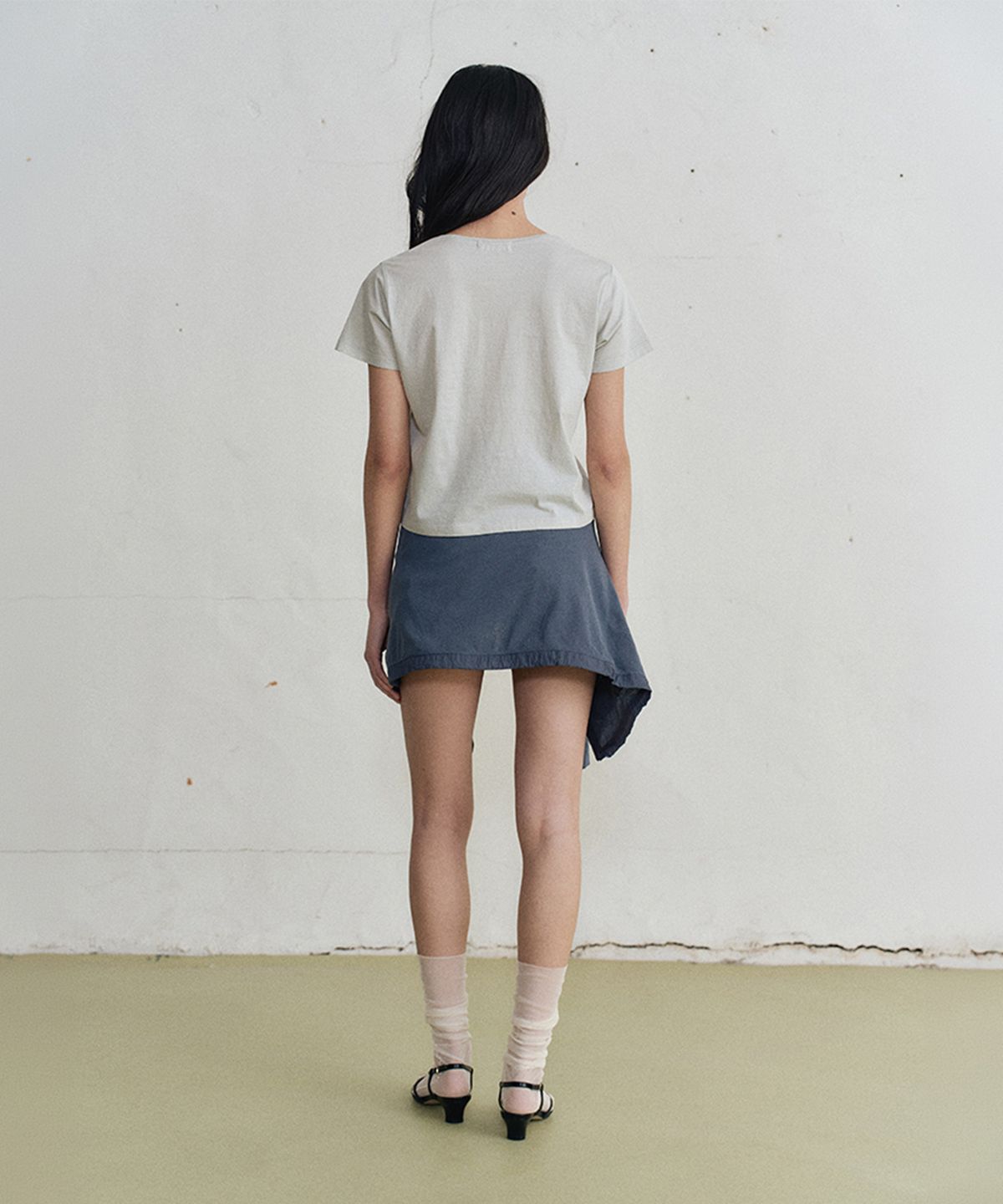 모노크롬(MONOCHROME) millo t-shirt (2color)