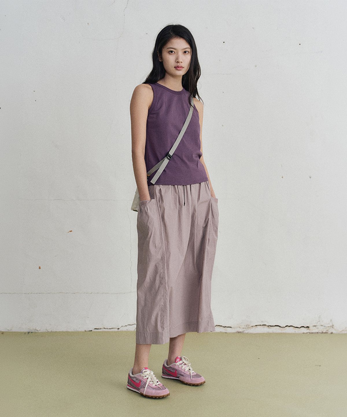 모노크롬(MONOCHROME) lude cotton sleeveless top (2color)