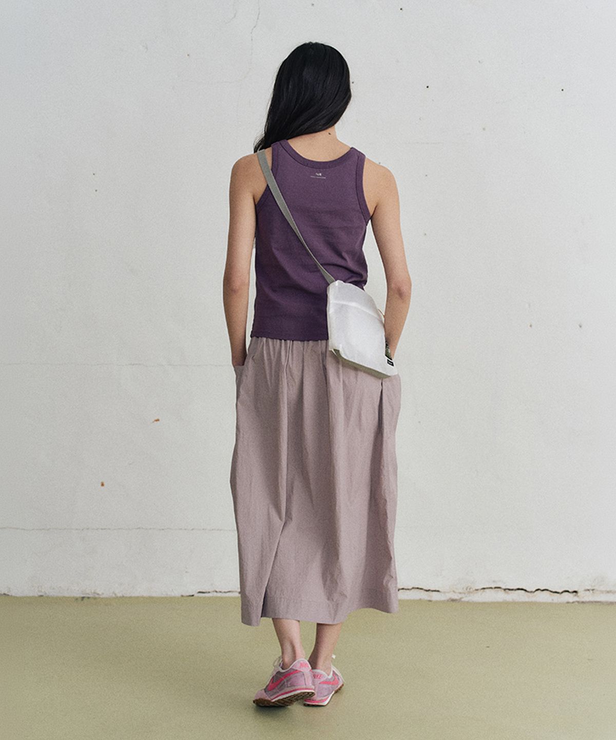 모노크롬(MONOCHROME) lude cotton sleeveless top (2color)