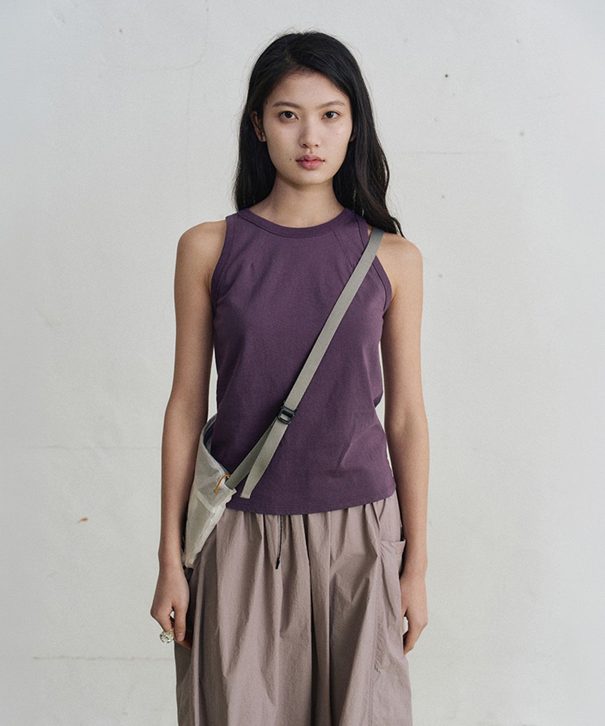 모노크롬(MONOCHROME) lude cotton sleeveless top (2color)