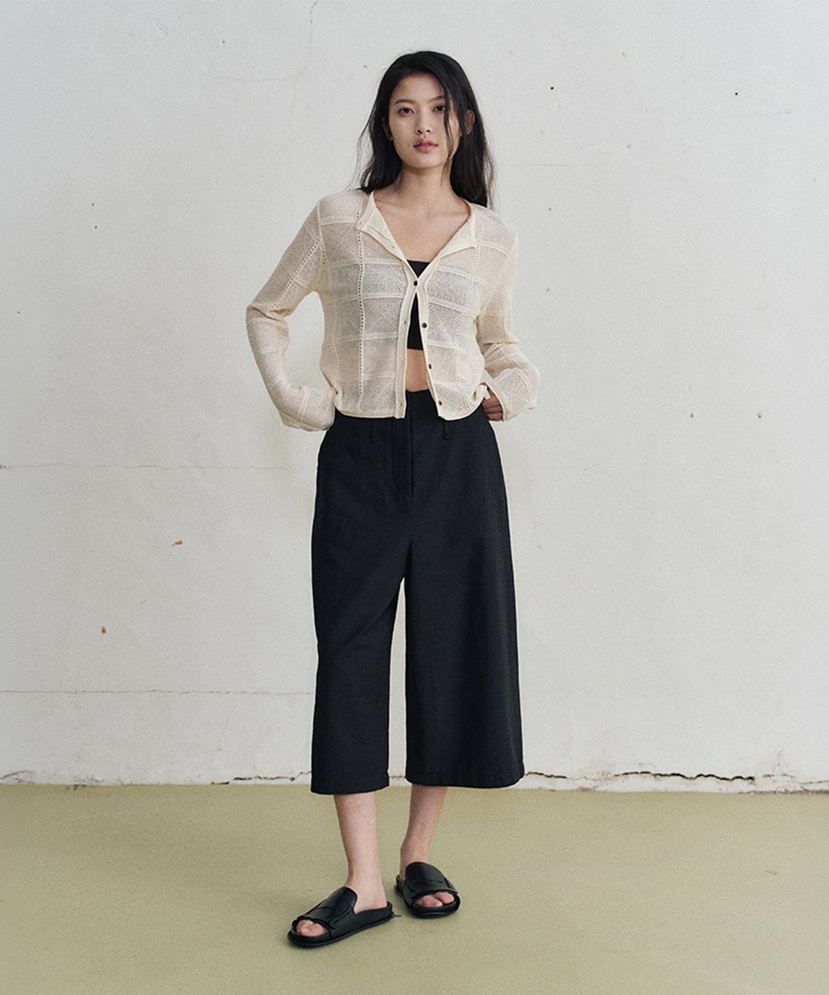모노크롬(MONOCHROME) narnia crochet cardigan (2color)