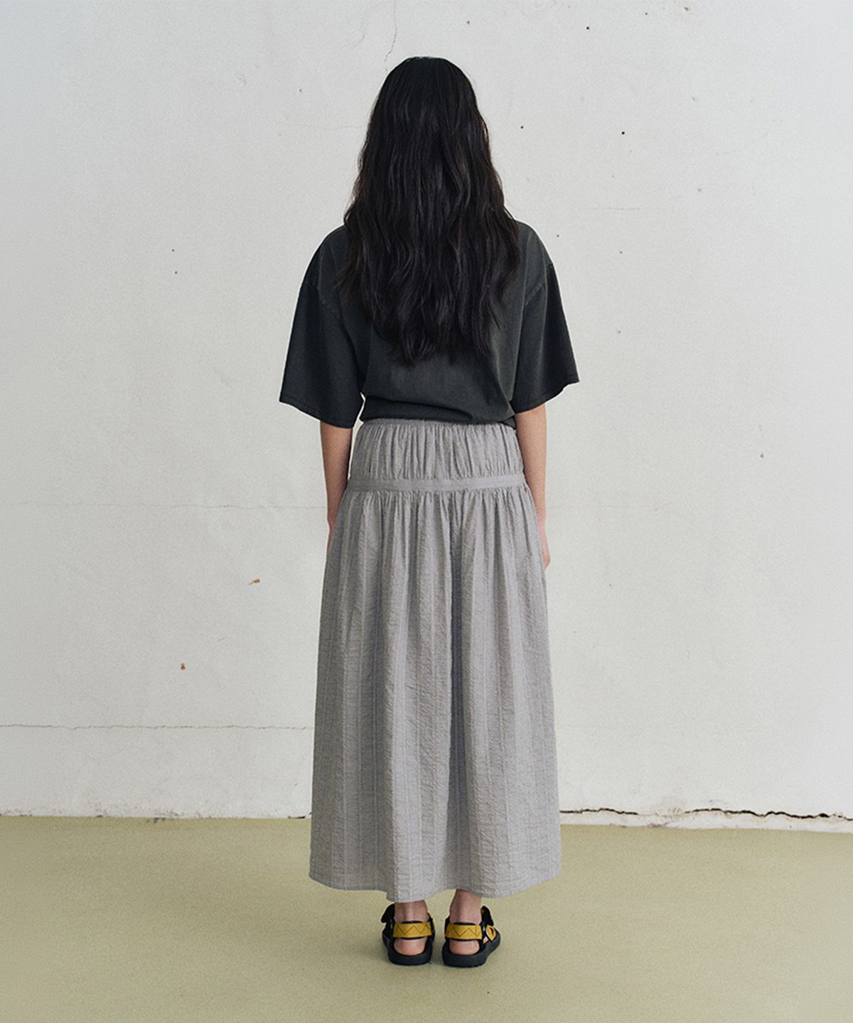모노크롬(MONOCHROME) july shirring skirt (gray)