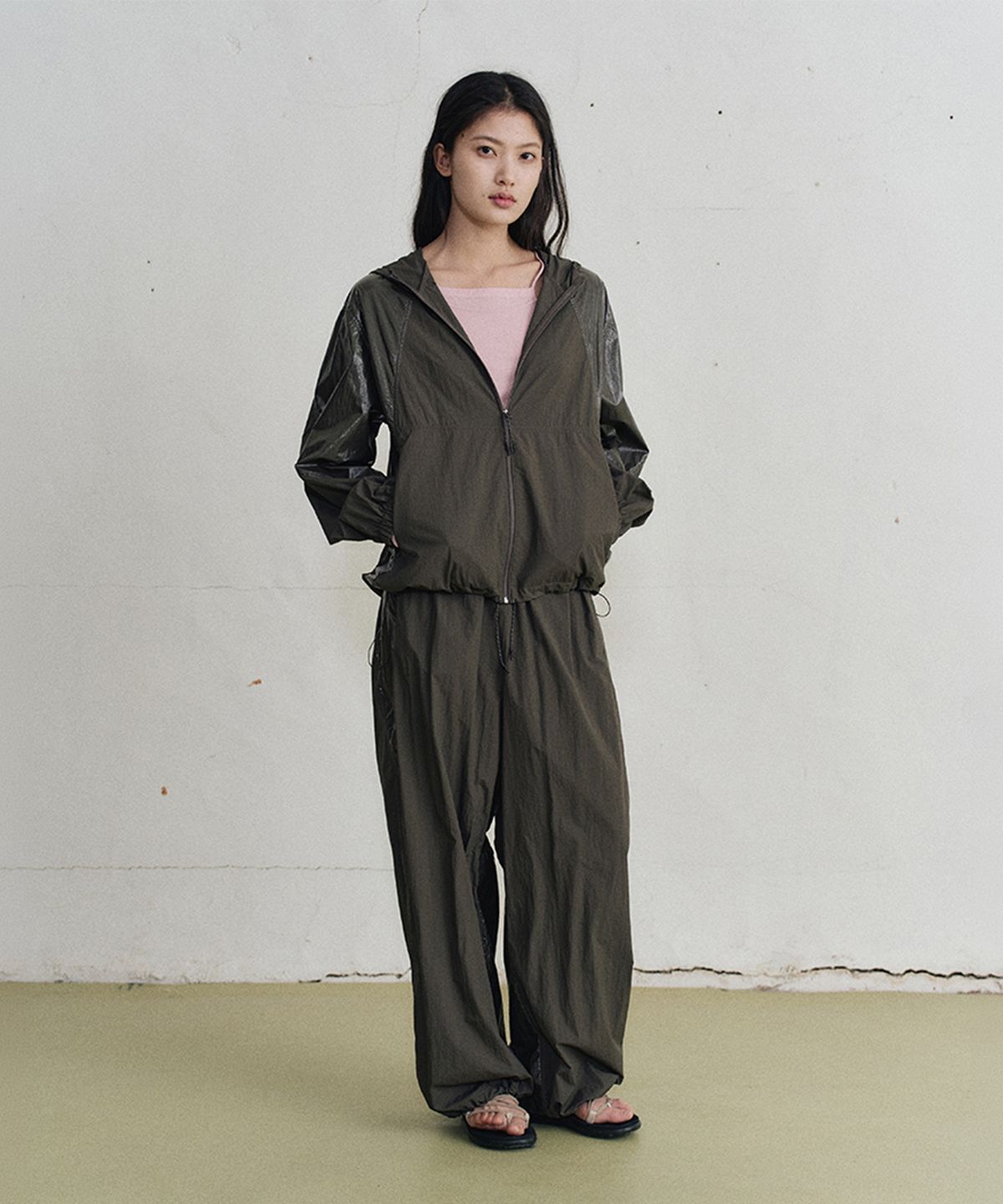 모노크롬(MONOCHROME) niki hooded zip-up (2color)