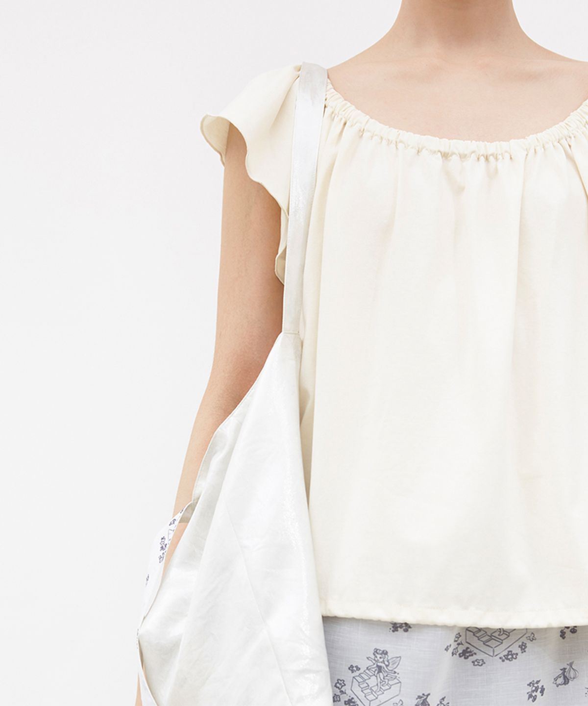 코스모스(COSMOSS) SOFT SHIRRING TOP (YELLOW)