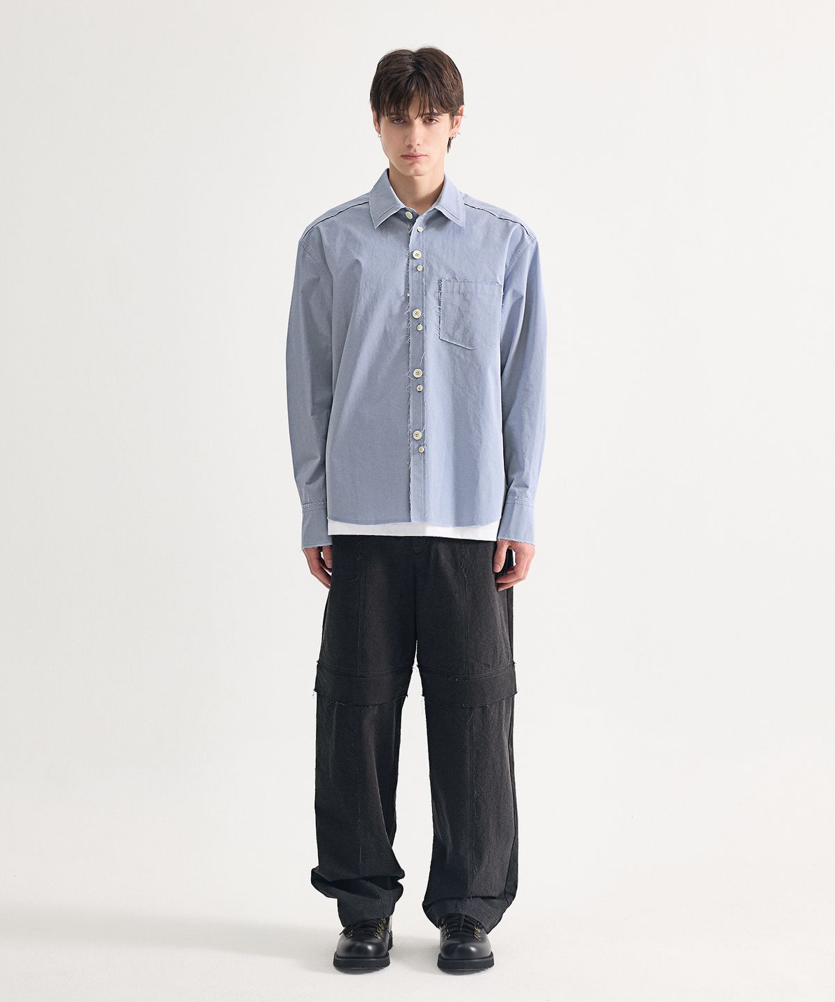 에이치직(H.JIK) Raw-Edge Irregular Button Shirt - Dusty Blue