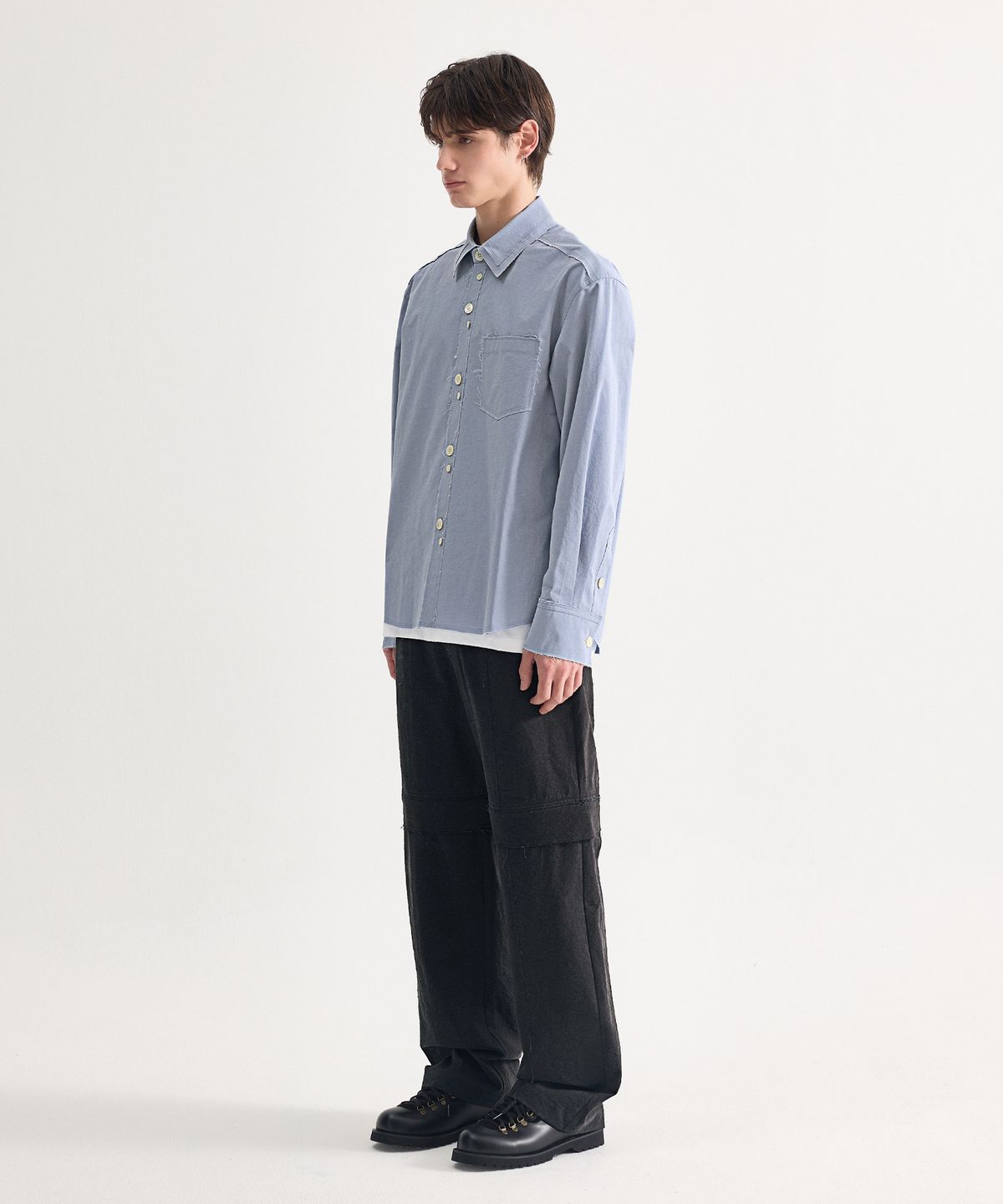 에이치직(H.JIK) Raw-Edge Irregular Button Shirt - Dusty Blue