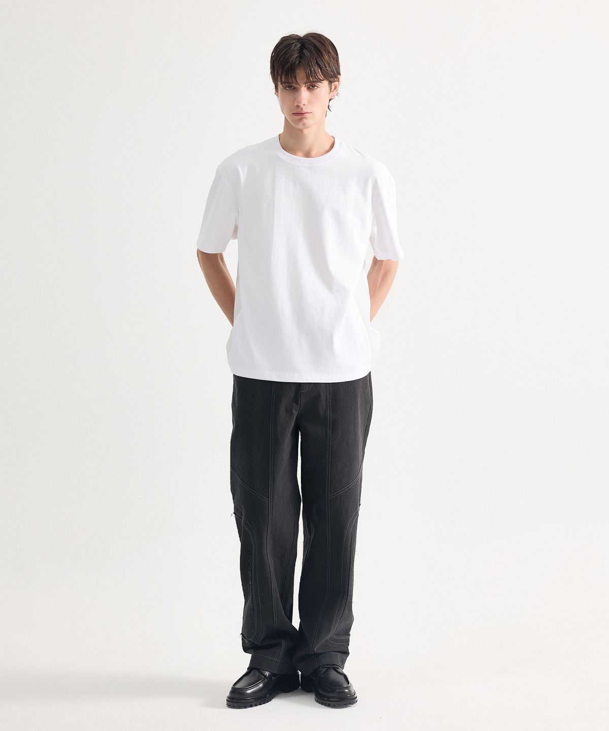 에이치직(H.JIK) Raw-edge Side Panel Trousers - Dusty Black