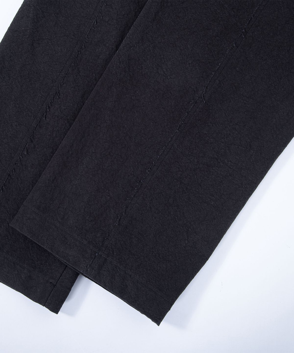 에이치직(H.JIK) Raw-edge Transformable Knee Zip Trousers - Dusty Black