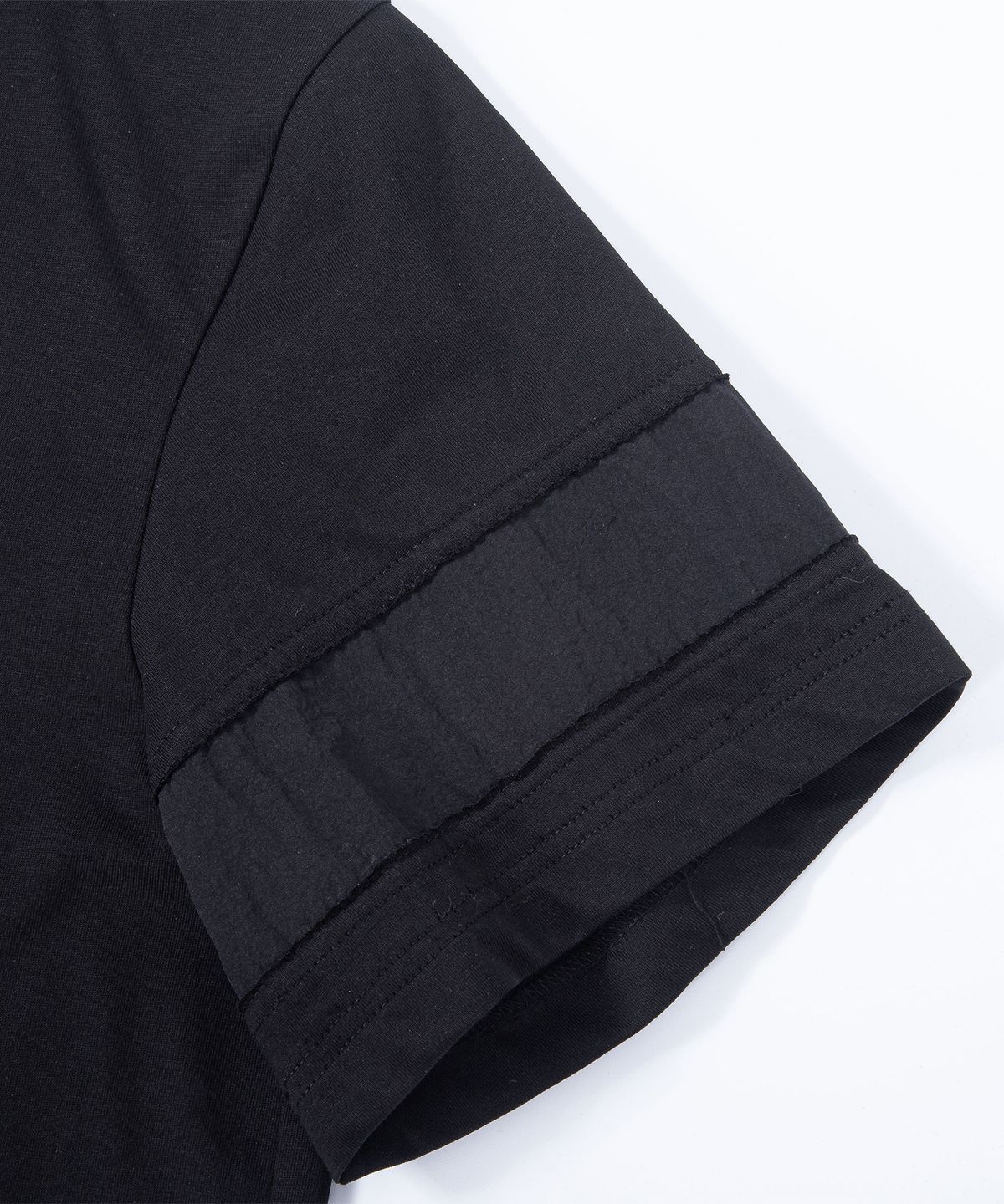 에이치직(H.JIK) Multi Raw-edge Panelled T-shirt-Black