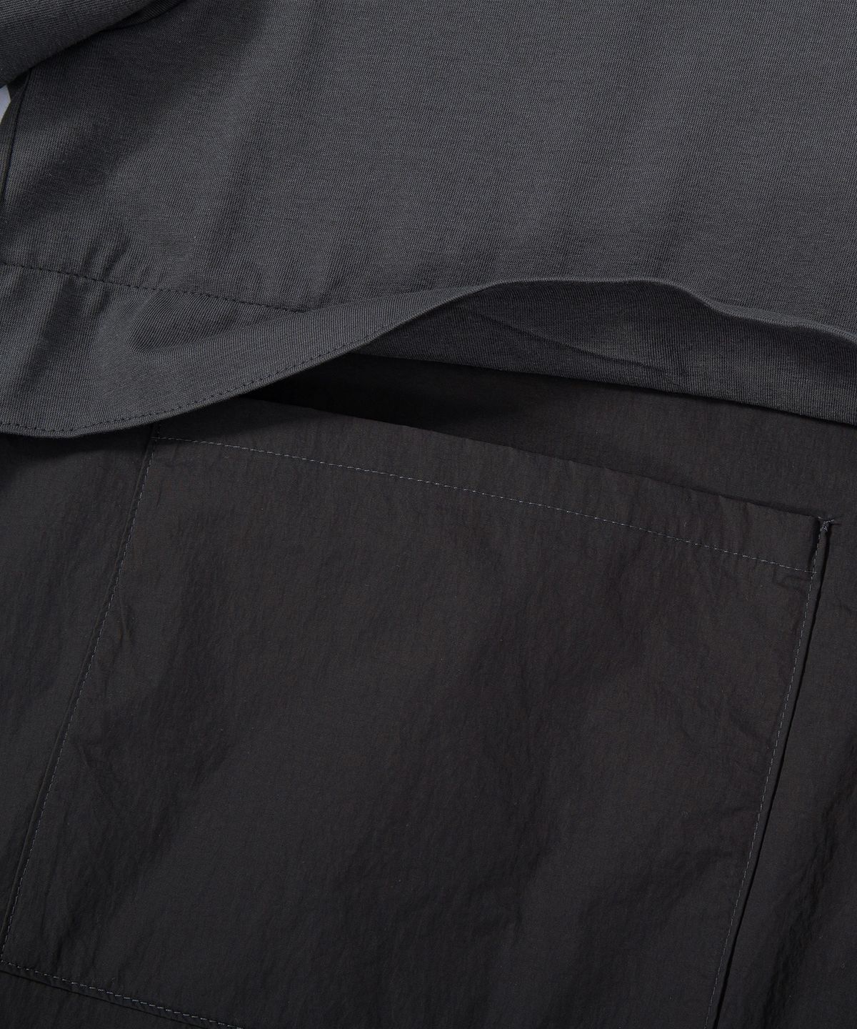 에이치직(H.JIK) Hybrid Utility Panel T-shirt - Gray