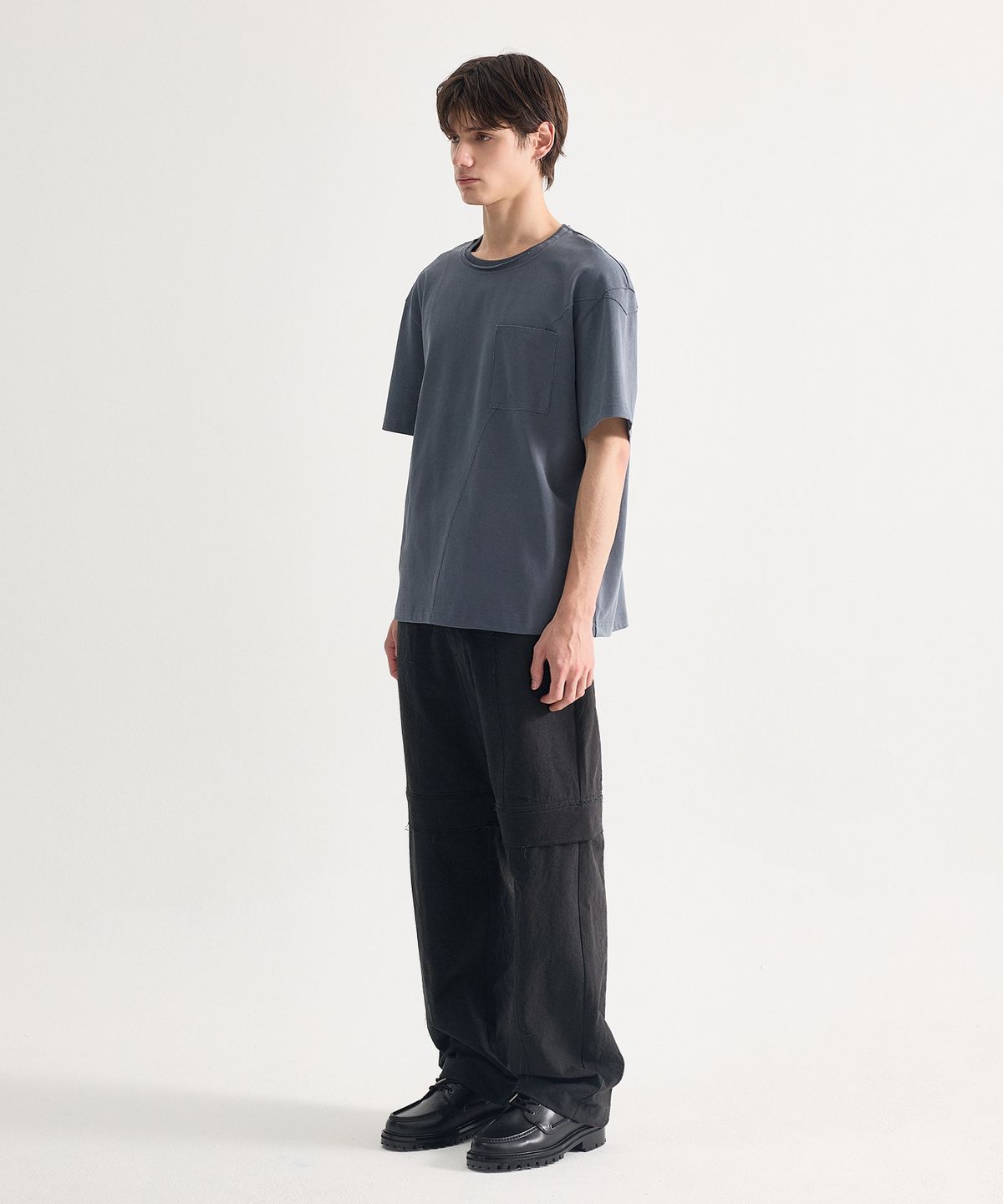 에이치직(H.JIK) Pigment Raw-edge Asymmetric Panel T-shirt -Dusty Blue