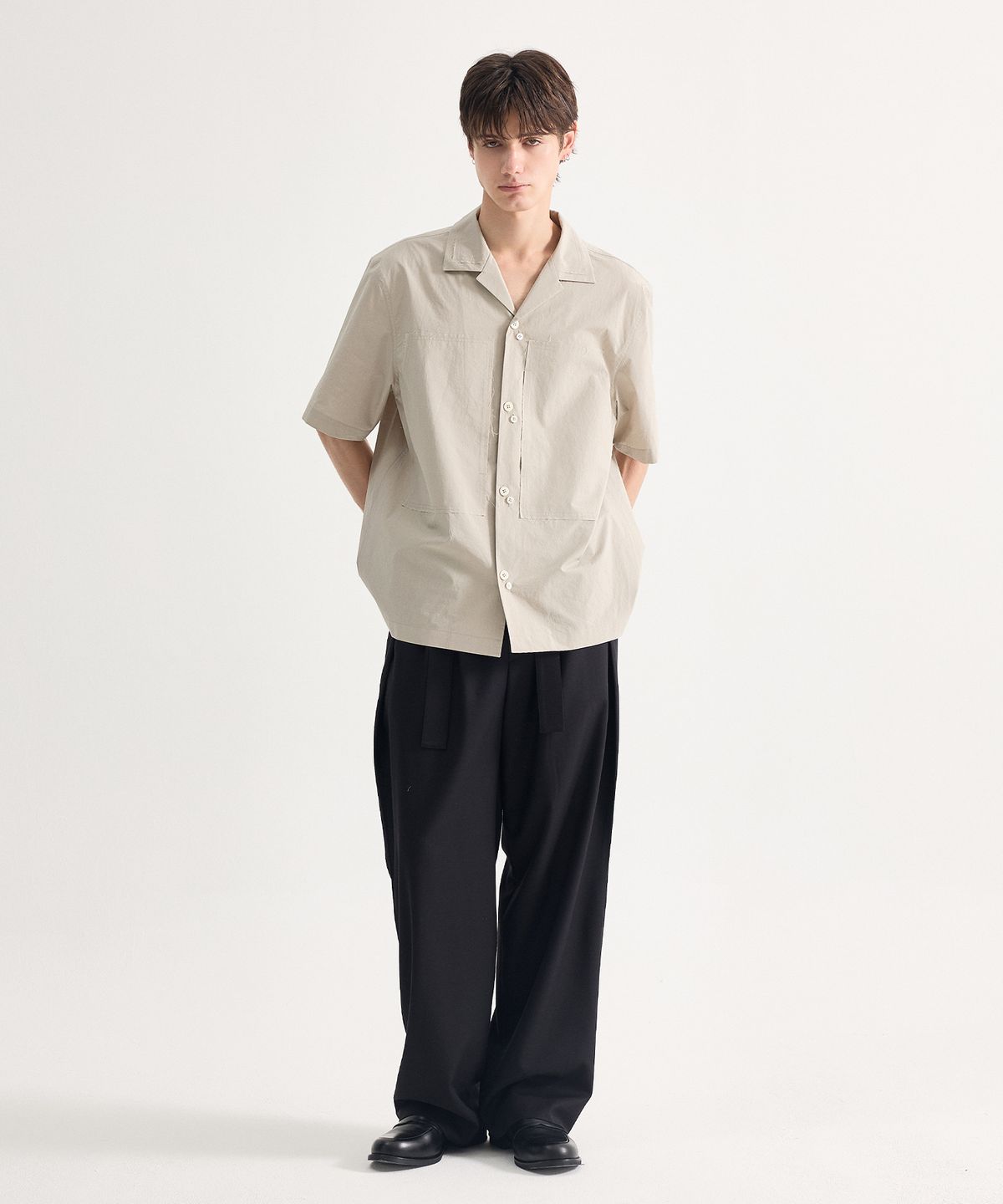 에이치직(H.JIK) Layered Open Collar Raw-edge Shirt - Oatmeal