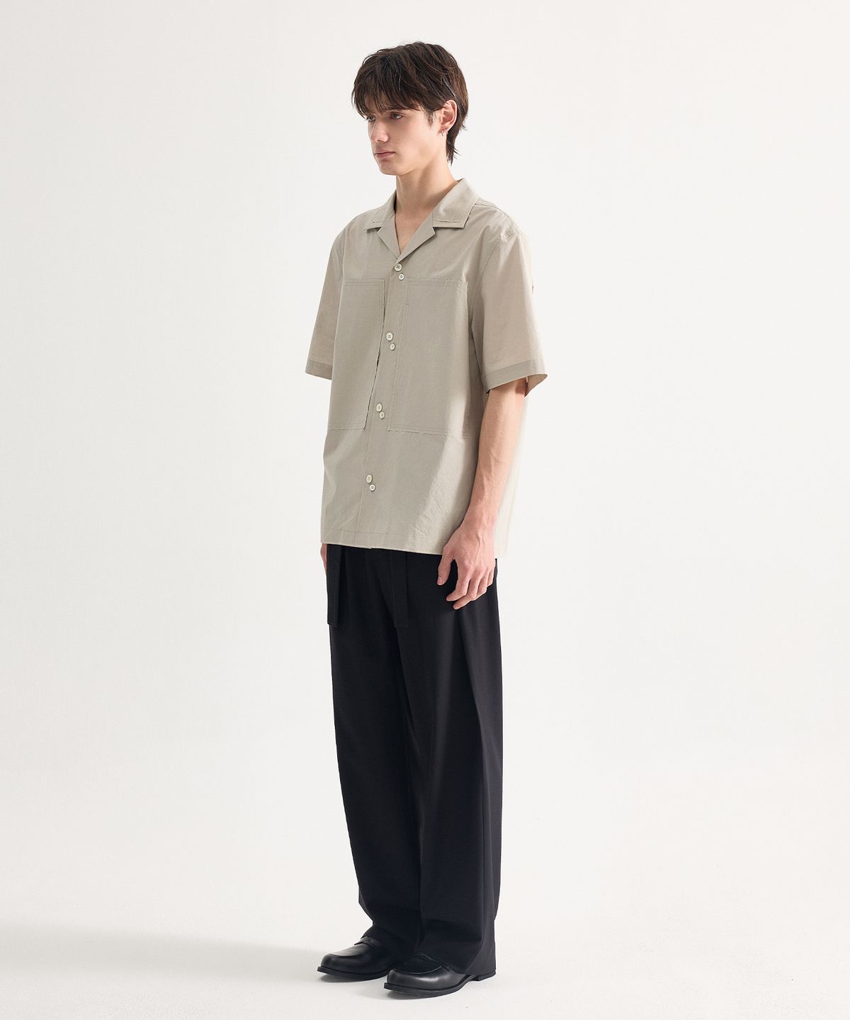에이치직(H.JIK) Layered Open Collar Raw-edge Shirt - Oatmeal