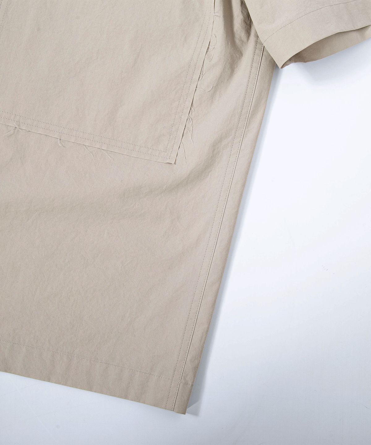 에이치직(H.JIK) Layered Open Collar Raw-edge Shirt - Oatmeal