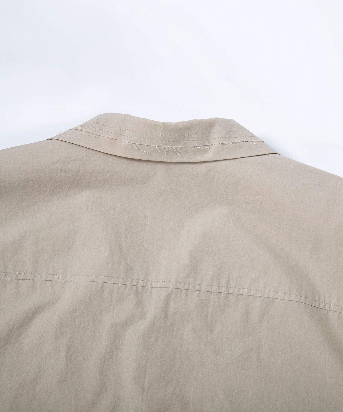 에이치직(H.JIK) Layered Open Collar Raw-edge Shirt - Oatmeal