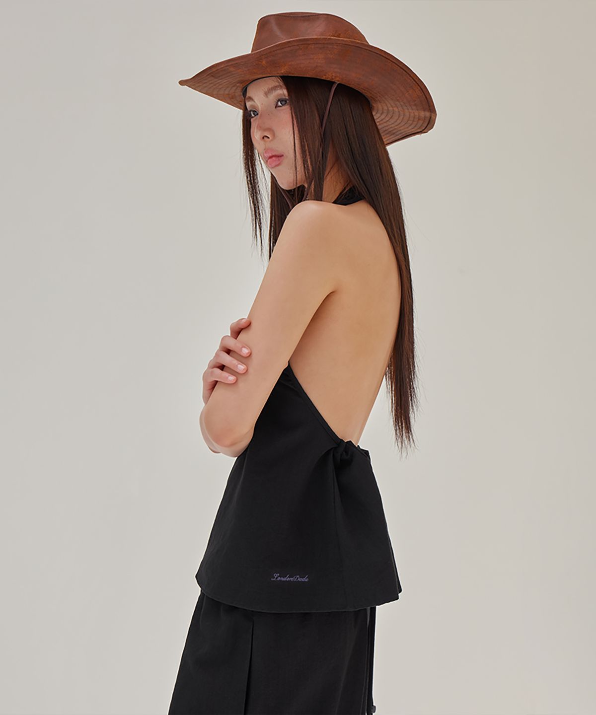 런던다다(LONDONDADA) Linen-Like Halter Shirring Top, BLACK
