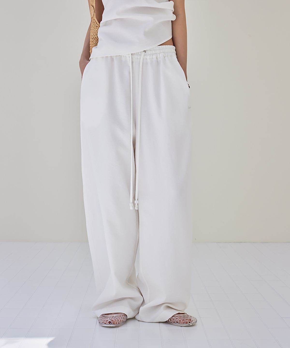 런던다다(LONDONDADA) Linen-Like Balloon String Pants, WHITE