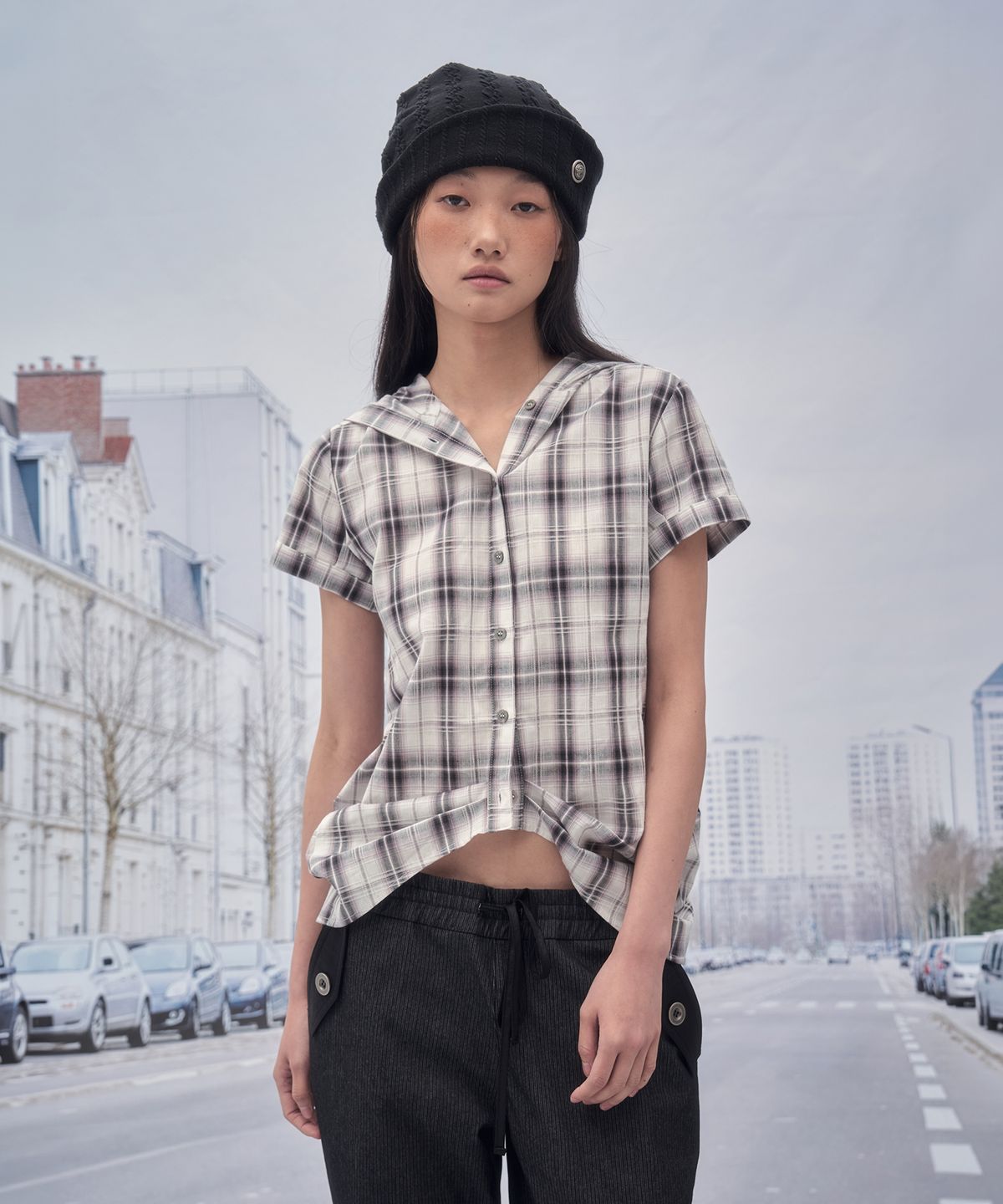 솜속(SOMSOC) RIA HOODED BALLOON CHECK HALF SHIRT_WHITE