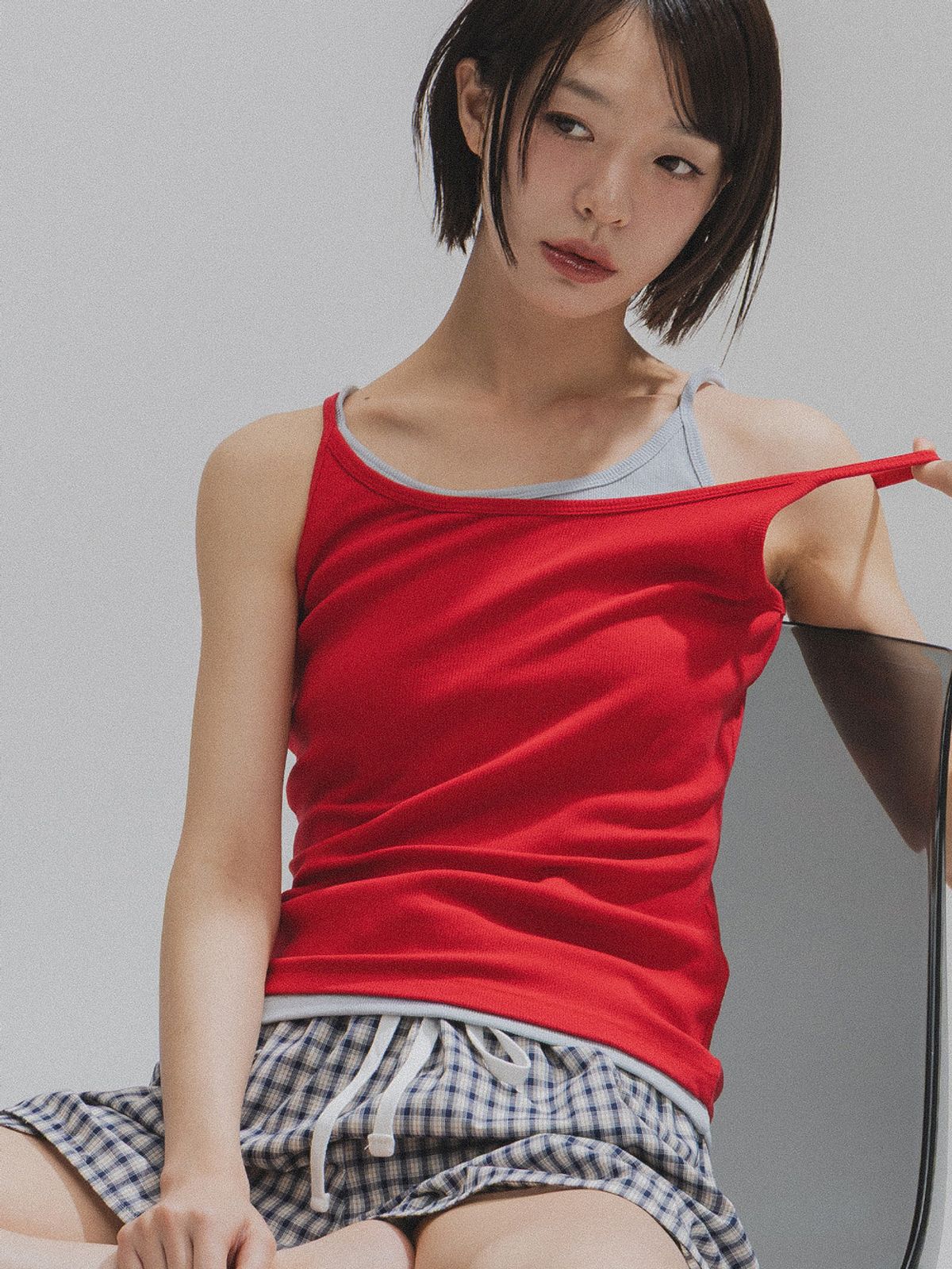 앤하츠(ANNEHEARTS) Soft Layer Sleeveless_RED