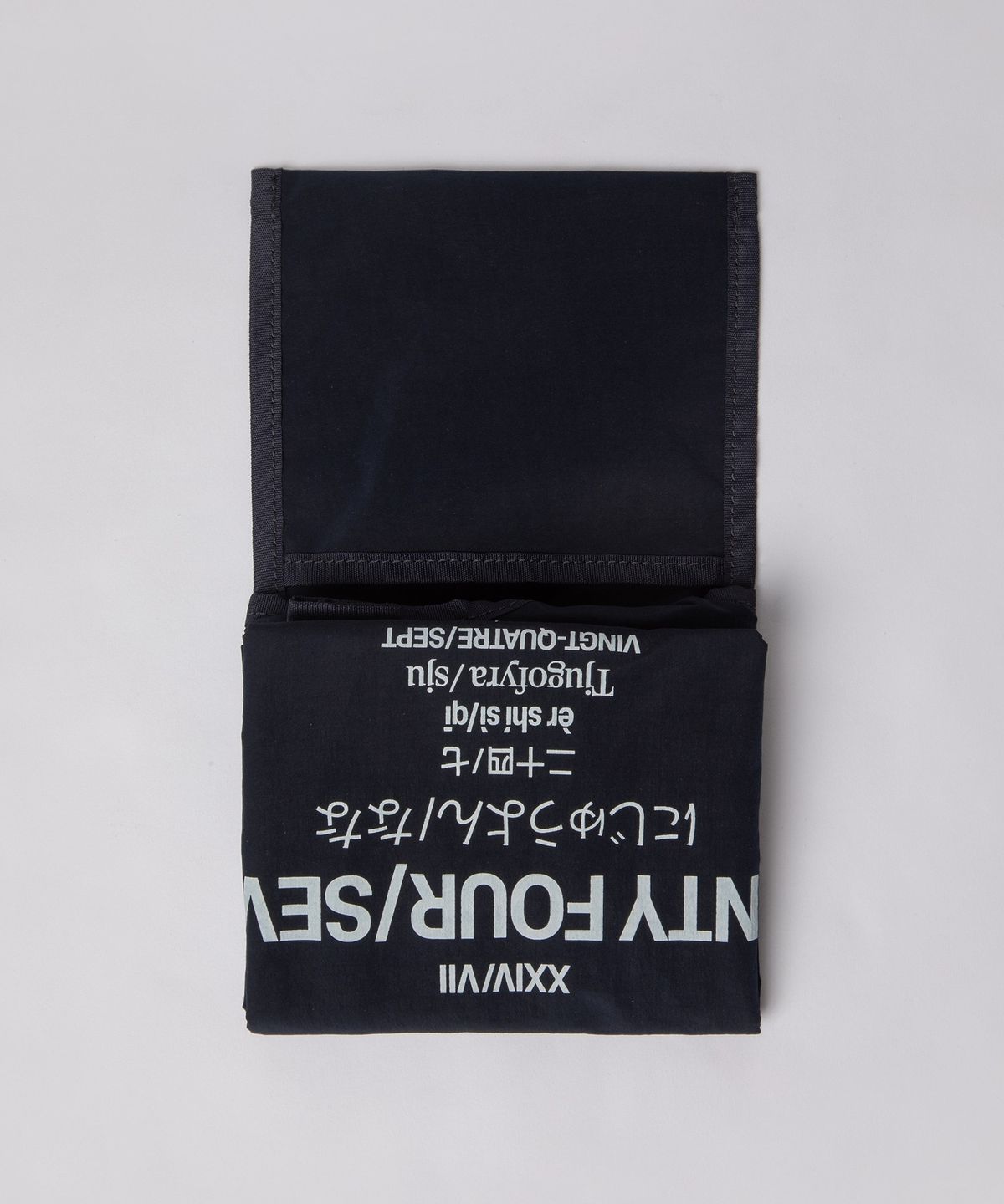 247시리즈(247SERIES) 패커블 숄더백 NAVY