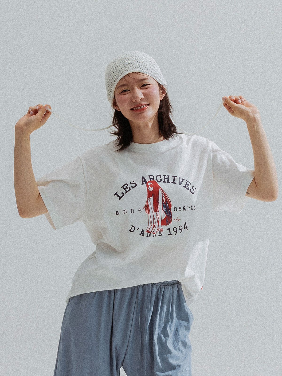 앤하츠(ANNEHEARTS) 1994 Girl Archive Graphic Tee_IVORY