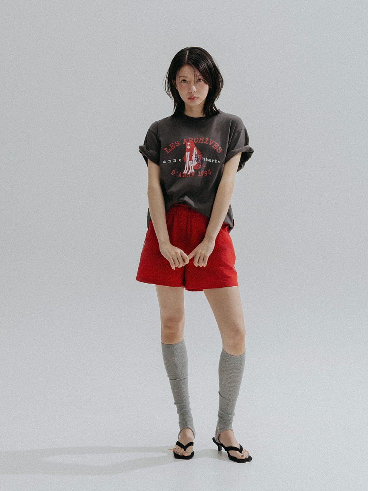 앤하츠(ANNEHEARTS) 1994 Girl Archive Graphic Tee_CHARCOAL