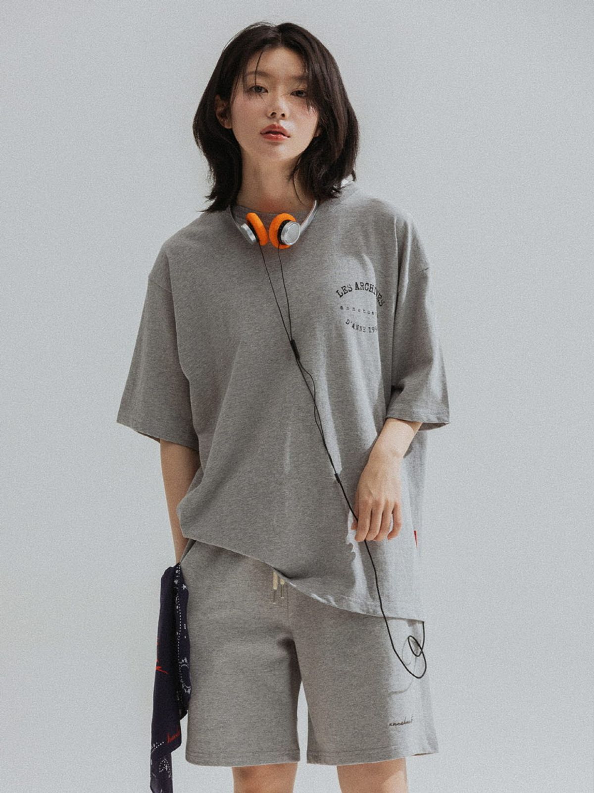앤하츠(ANNEHEARTS) Bob Muse Print Overfit Tee_MELANGE