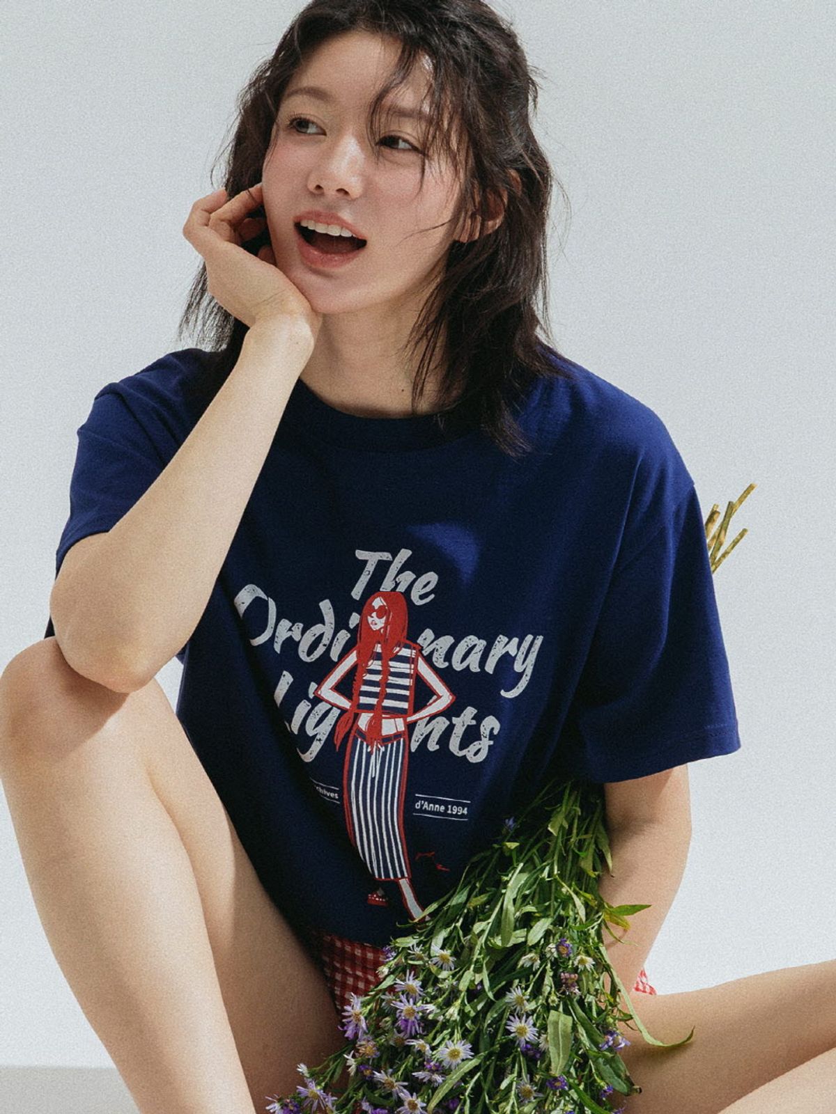 앤하츠(ANNEHEARTS) Ordinary Girl Tee_NAVY