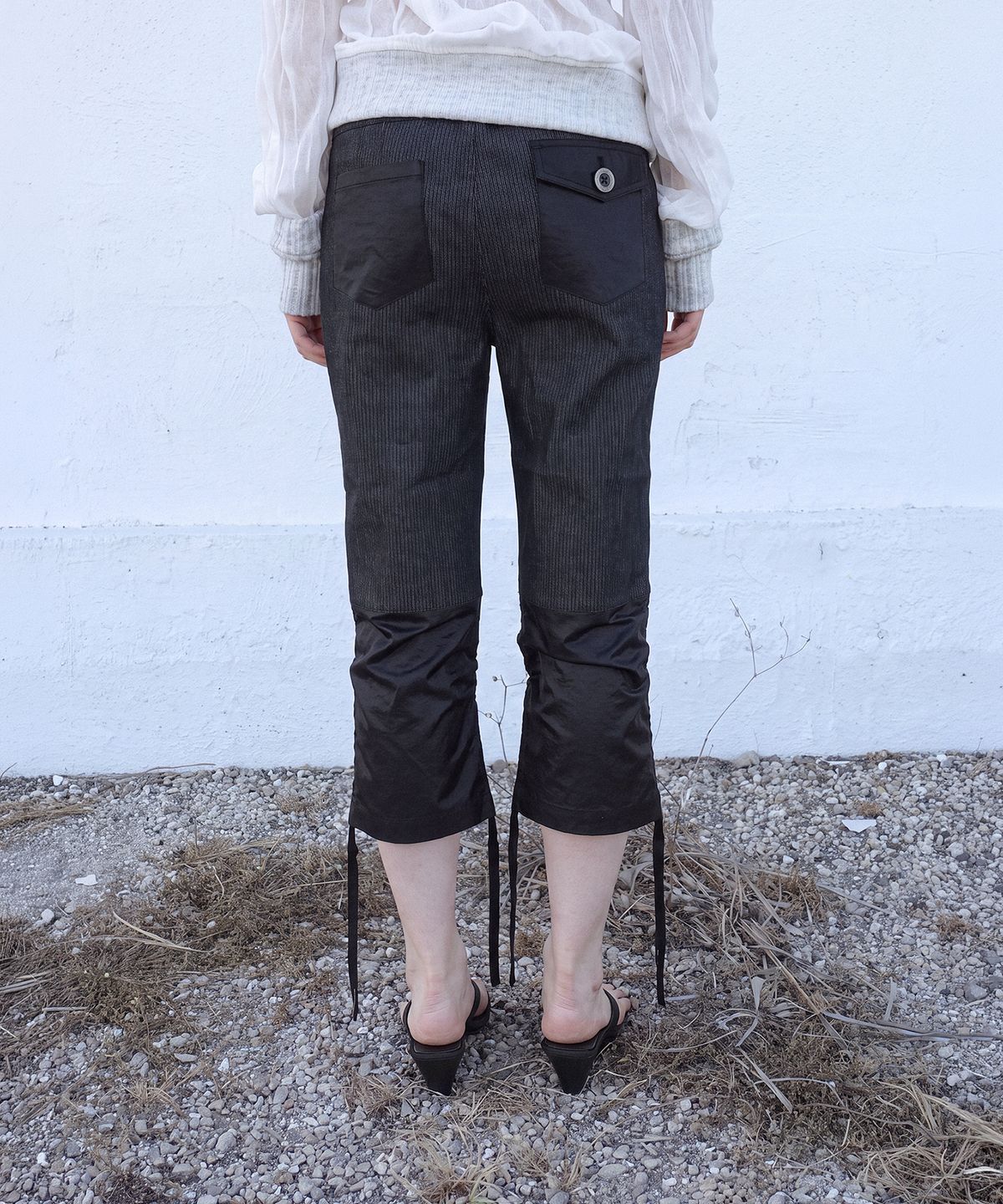솜속(SOMSOC) DAZE MIXED DENIM CAPRI PANTS_BLACK