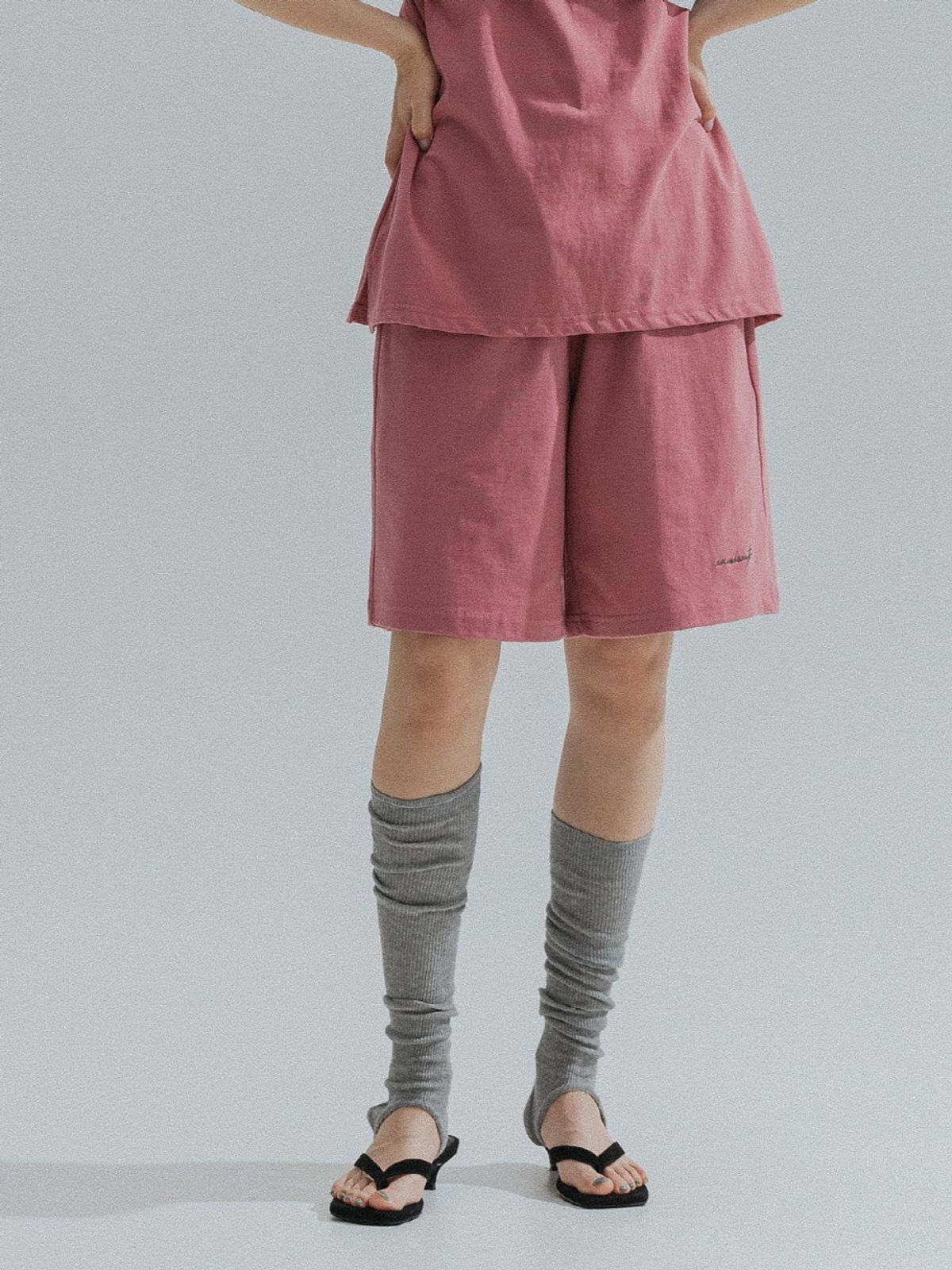 앤하츠(ANNEHEARTS) Bermuda Jersey Shorts_INDIEPINK