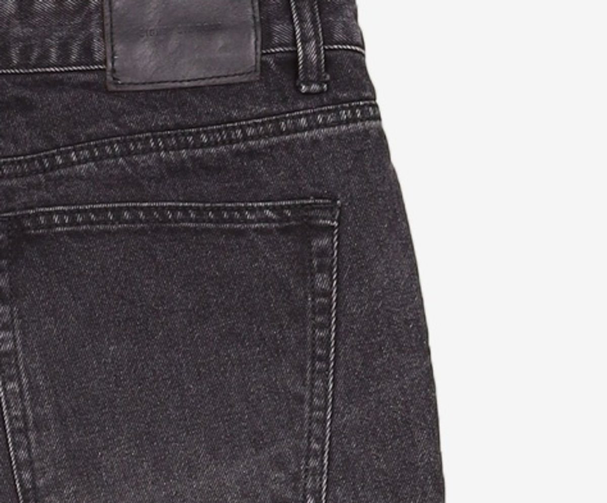 86로드(86ROAD) BLACK NORMAL CHIP / CROP TAPERED 34