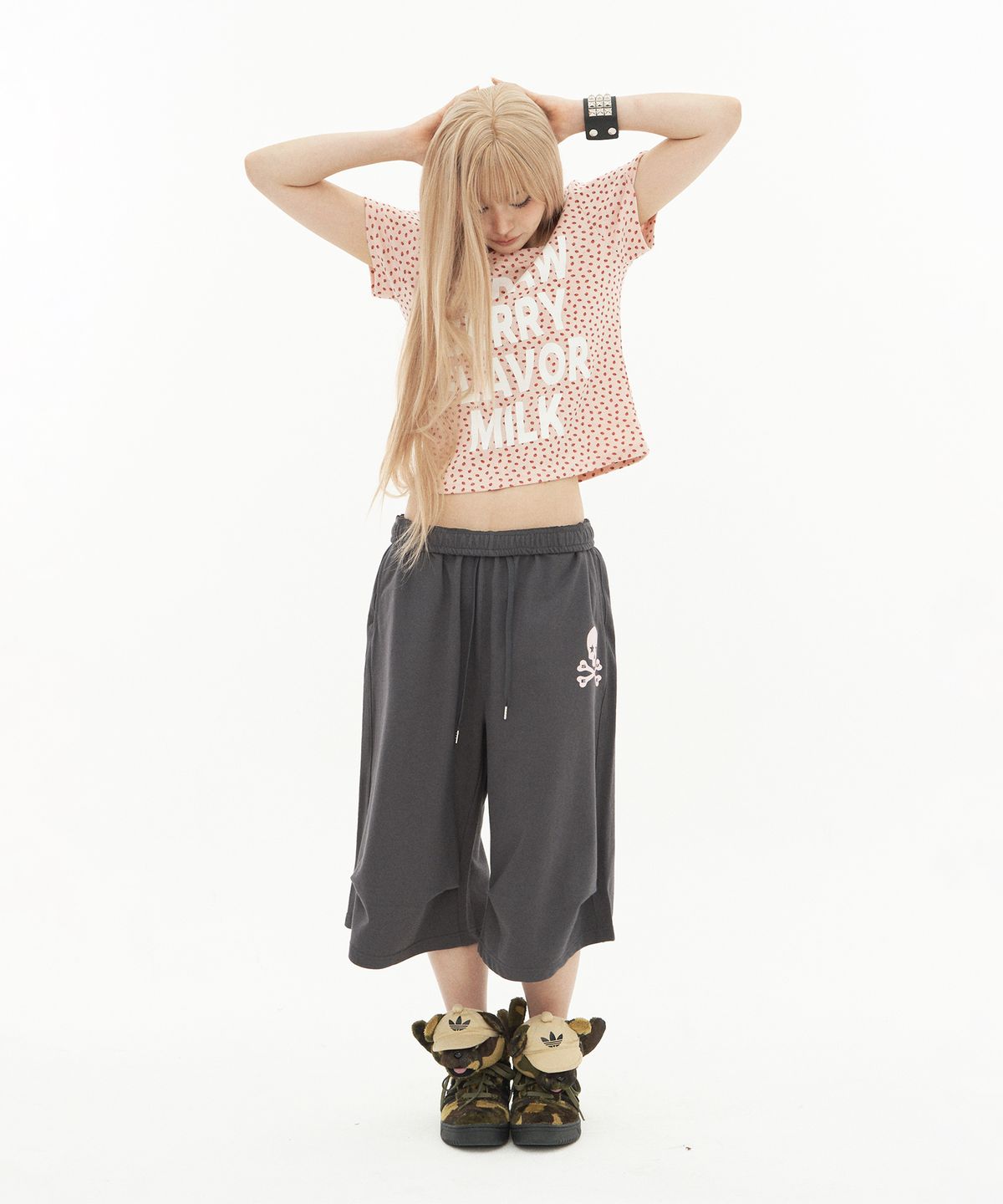 셋업이엑스이(SETUP-EXE) BASIC BERMUDA PANTS / CHARCOAL