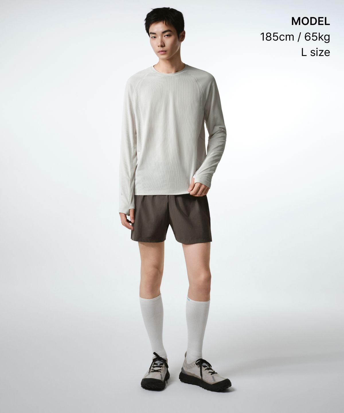 무신사 스탠다드(MUSINSA STANDARD) [시티 레저] 트레일 긴소매 티셔츠 [스톤 화이트]