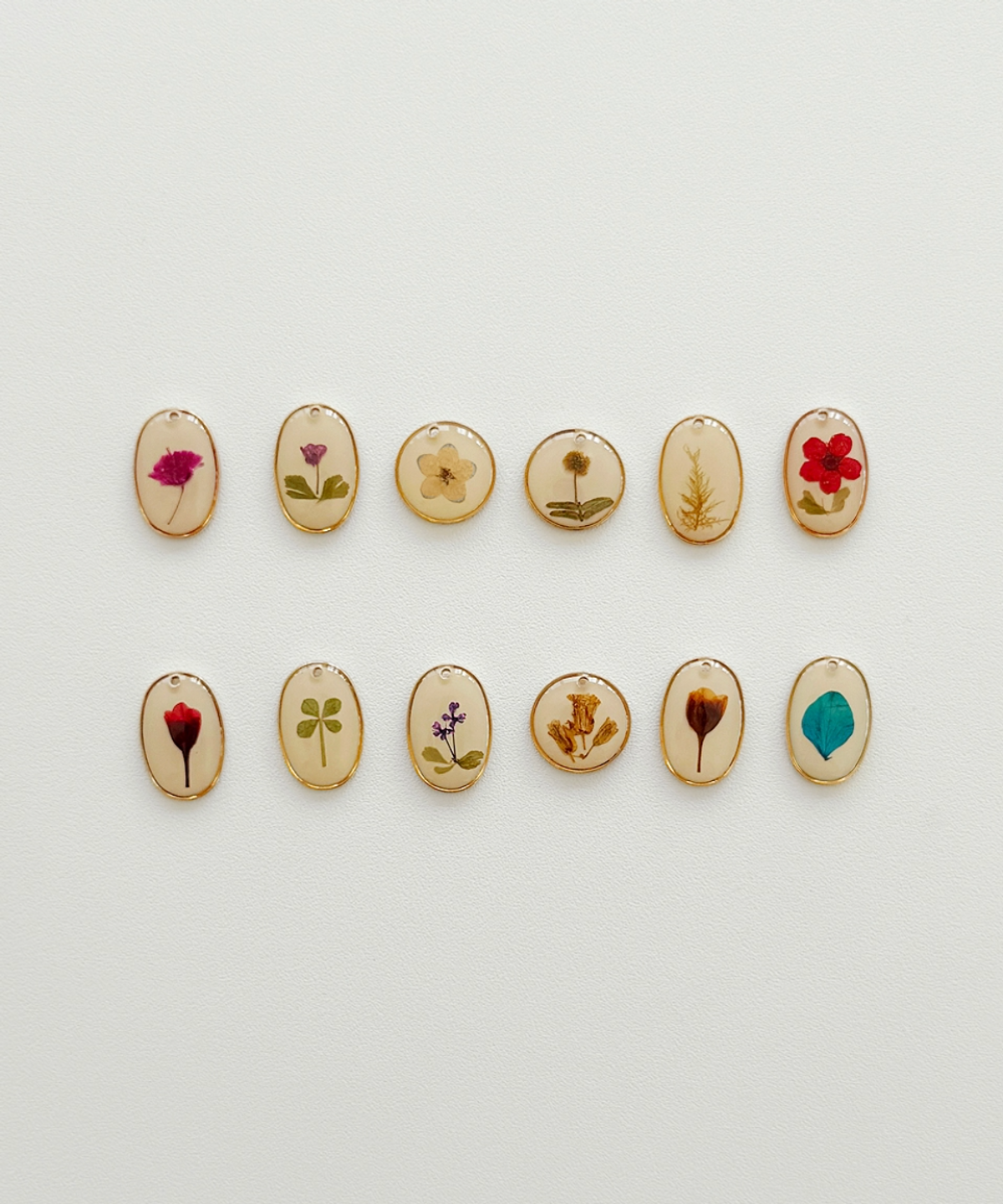 판타스틱 플래닛(FANTASTIC PLANET) pressed flower necklace (12colors)