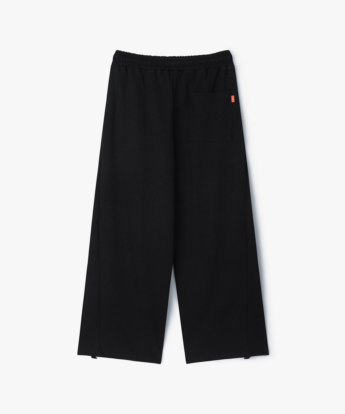 퍼프퍼프뎁트(PUFF PUFF DEPT) Side Pleats Wide String Sweat Pants BLACK