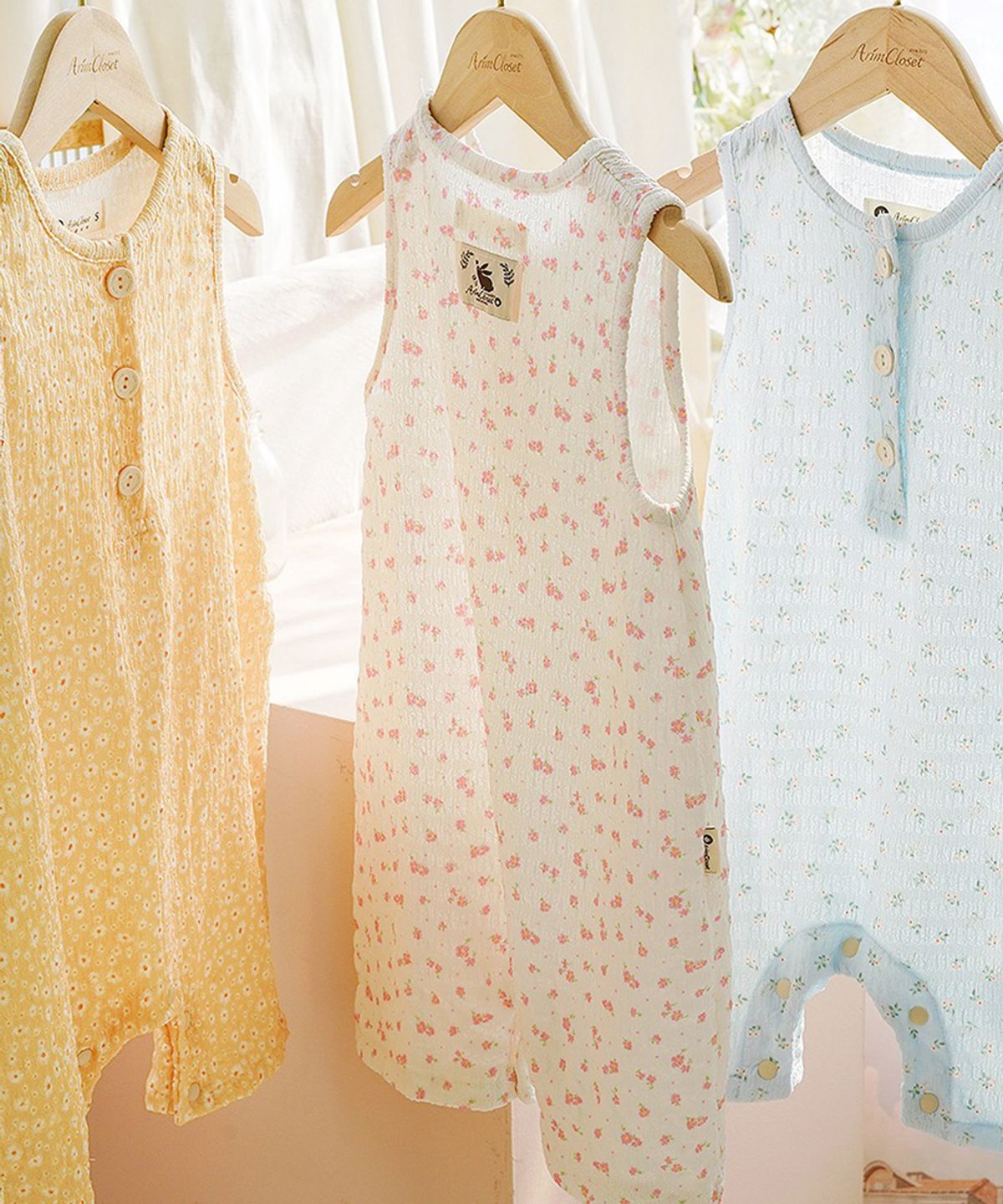 아림클로젯(ARIMCLOSET) 귀여운 우리 아가의 쫀쫀이 슈트 - 아기 플라워 바디슈트