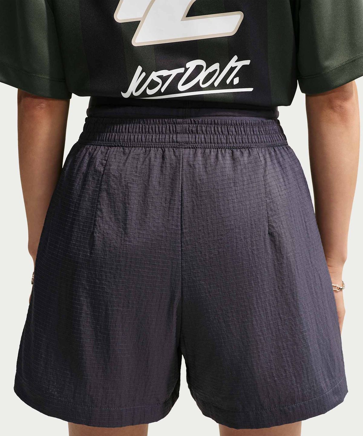 나이키(NIKE) 스포츠웨어 루즈 핏 하이웨이스트 경량 립스탑 쇼츠 W - 그리드아이언 / IF0564-013