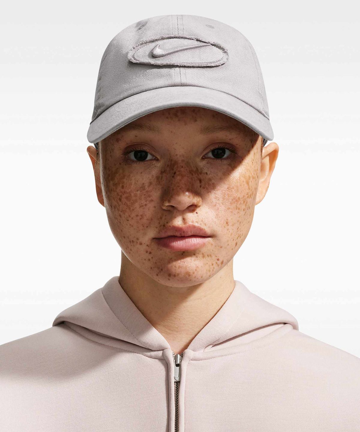 나이키(NIKE) 클럽 언스트럭처 데님 패치 캡 - 칼리지 그레이 / IH8777-009