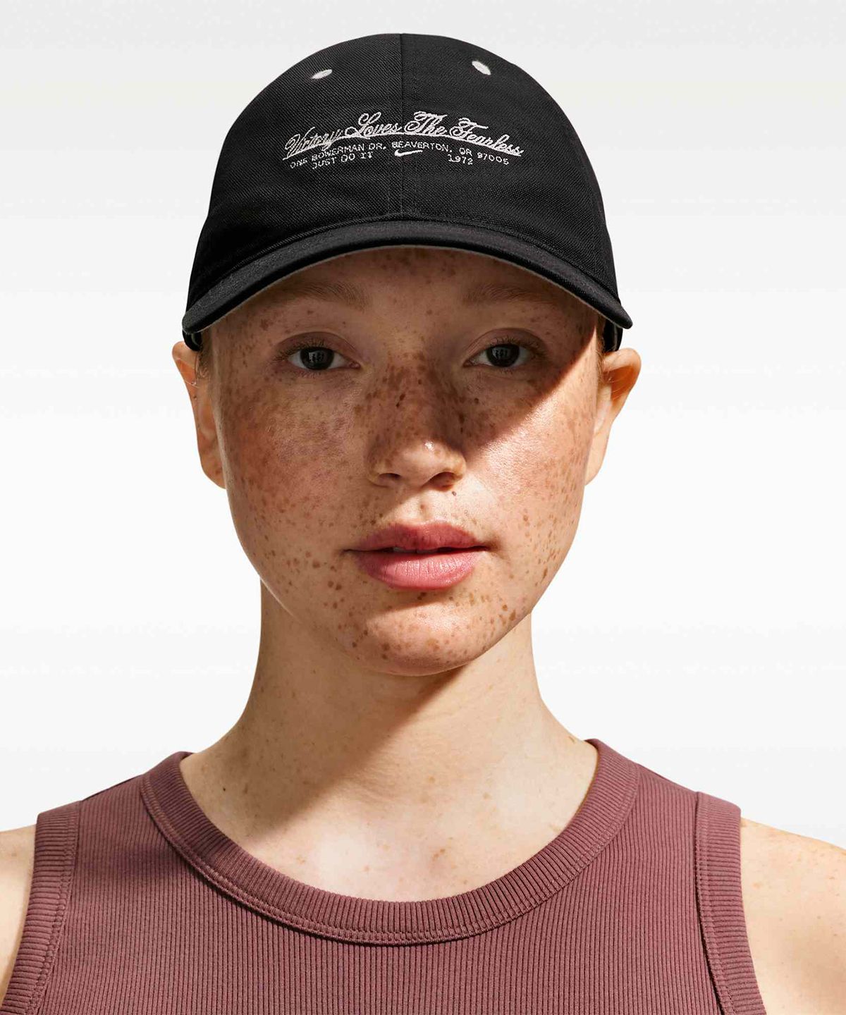 나이키(NIKE) 스포츠웨어 언스트럭처 캡 - 블랙:칼리지 그레이 / IH8804-010