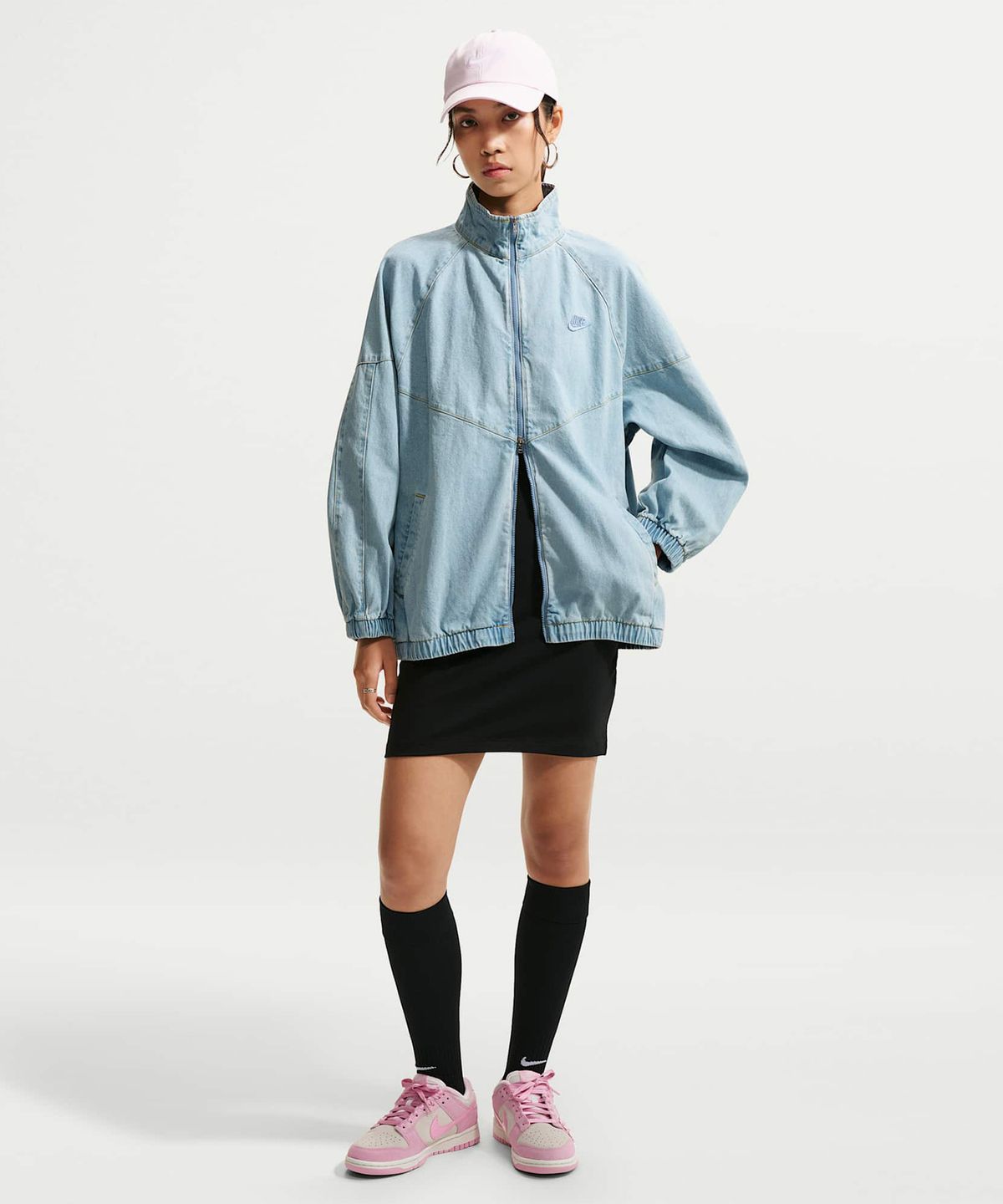 나이키(NIKE) 윈드러너 오버사이즈 데님 재킷 W - 라이트 아머리 블루:워크 블루 / IV4962-440