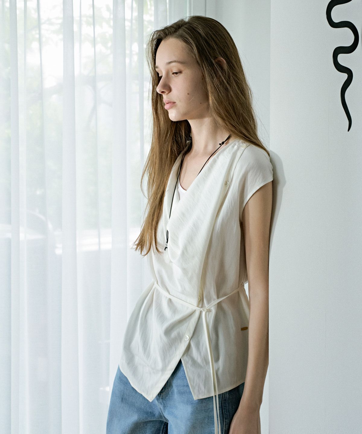 르메메(LEMEME) Onde Neck Draped Blouse_2color