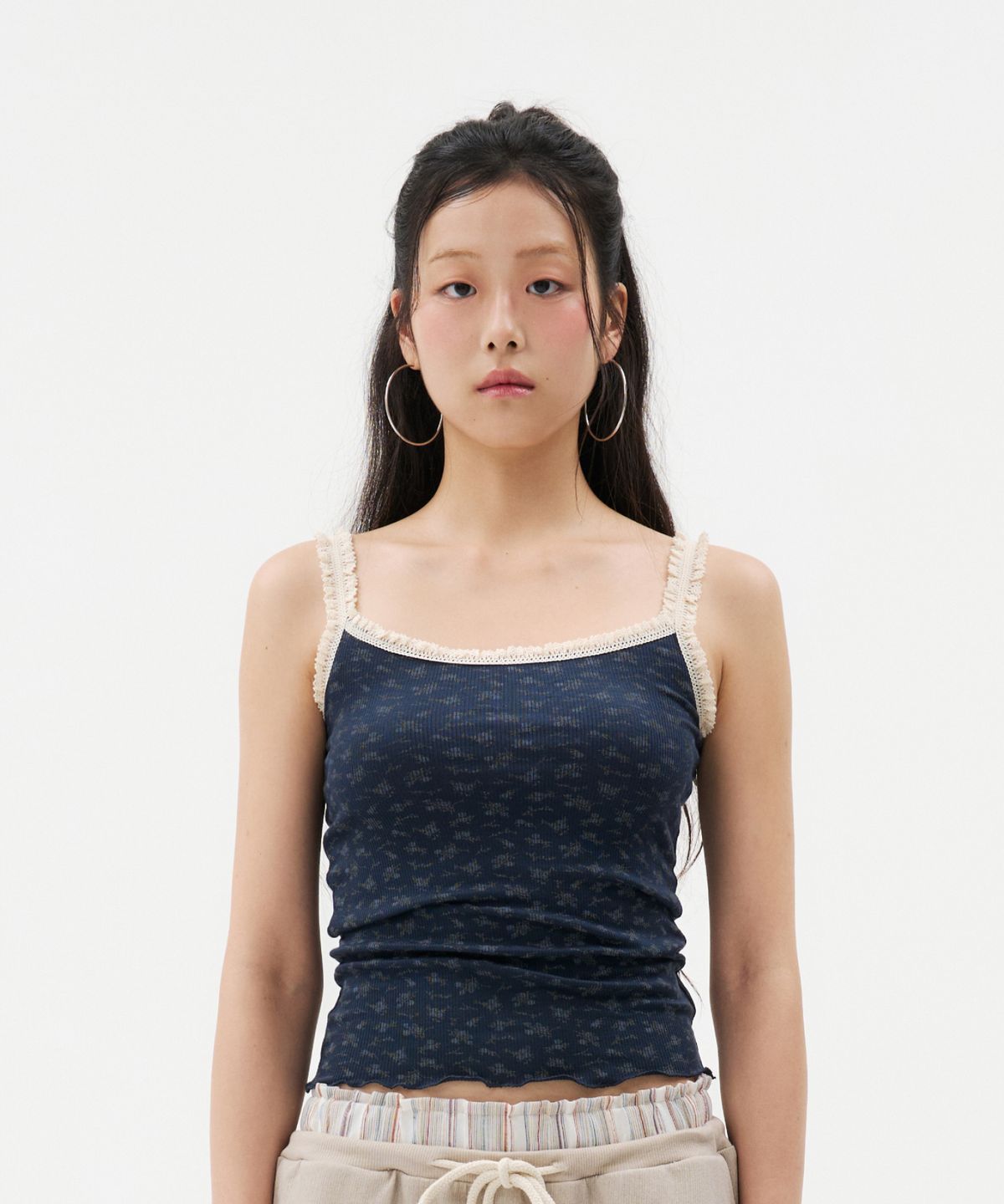 루펀(LOOFUN) Lace Trim Sleeveless / 레이스 트림 슬리브리스 [Navy]