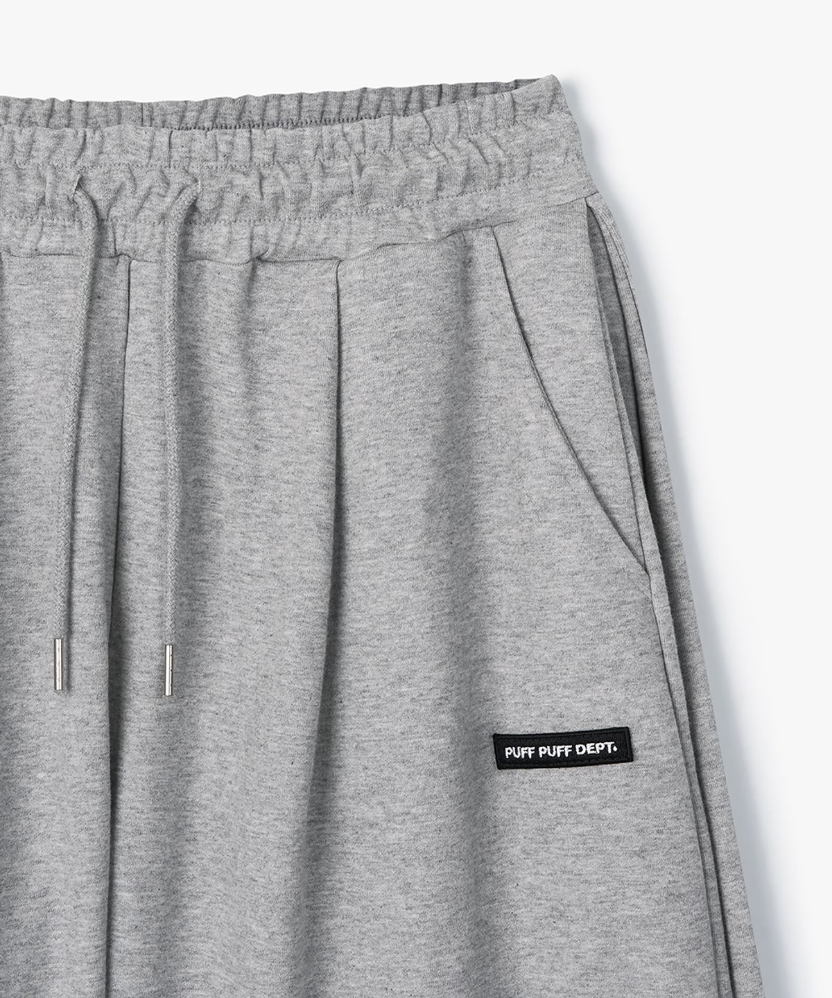 퍼프퍼프뎁트(PUFF PUFF DEPT) 3Pleats Bermuda Wide Sweat Shorts GREY