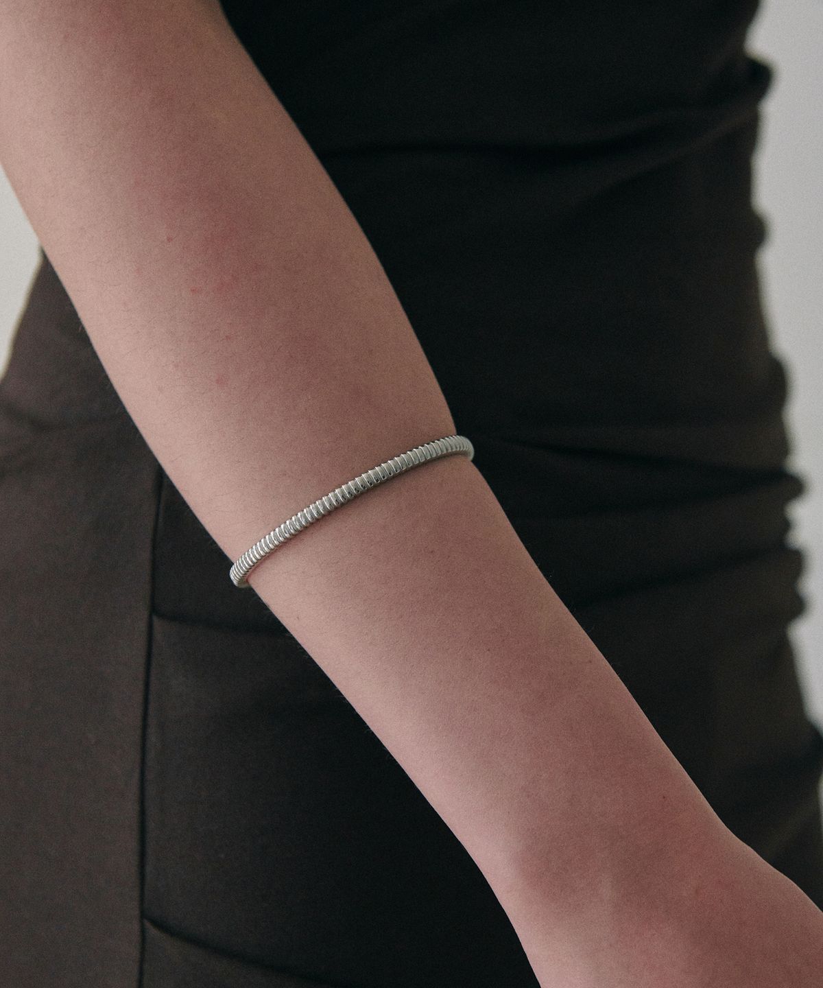 베흐트(VERTE) Huit.806 / tier bangle bracelet