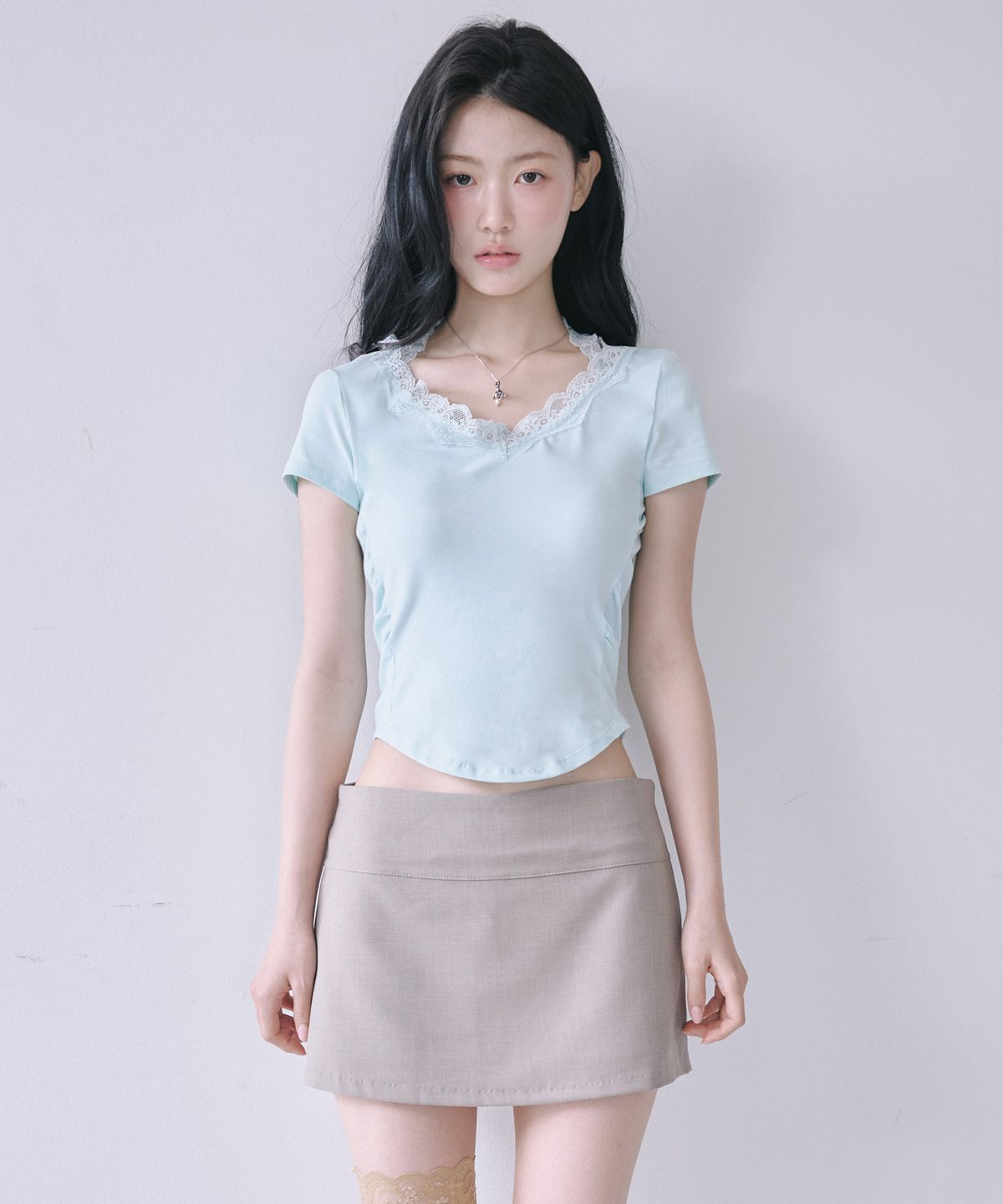 레이즈미야(REISE MIYA) 릴리 홀터넥 레이스 탑 [MINT]