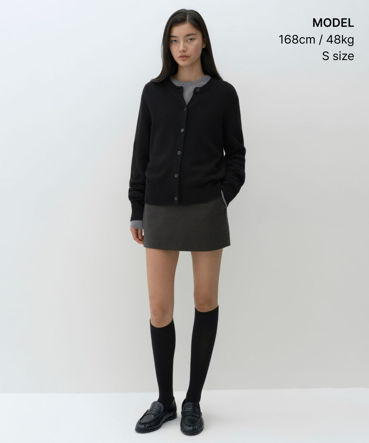 무신사 스탠다드 우먼(MUSINSA STANDARD WOMAN) [빅토리아 울] 우먼즈 라운드 넥 가디건 [블랙]