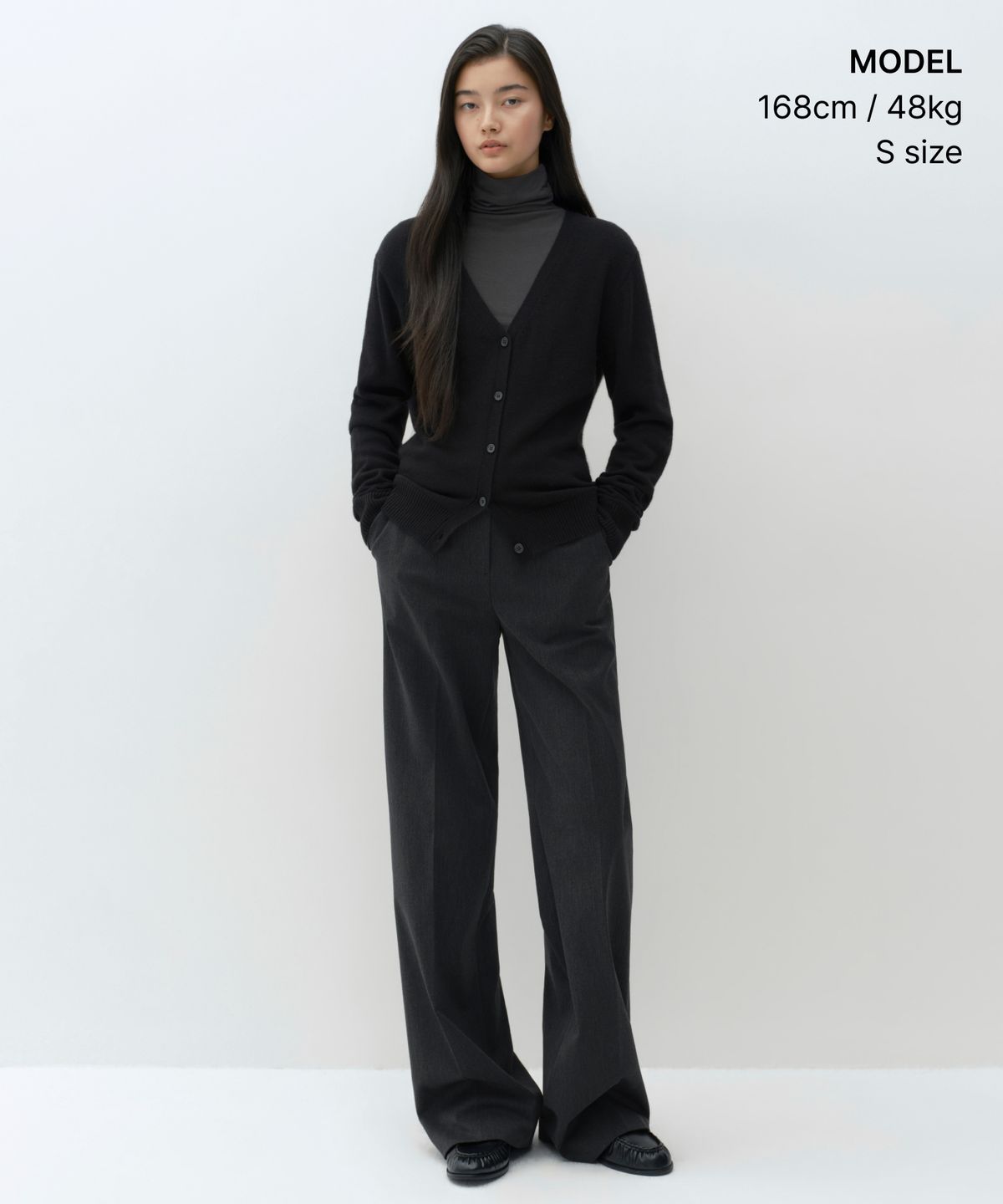 무신사 스탠다드 우먼(MUSINSA STANDARD WOMAN) [빅토리아 울] 우먼즈 브이 넥 가디건 [블랙]
