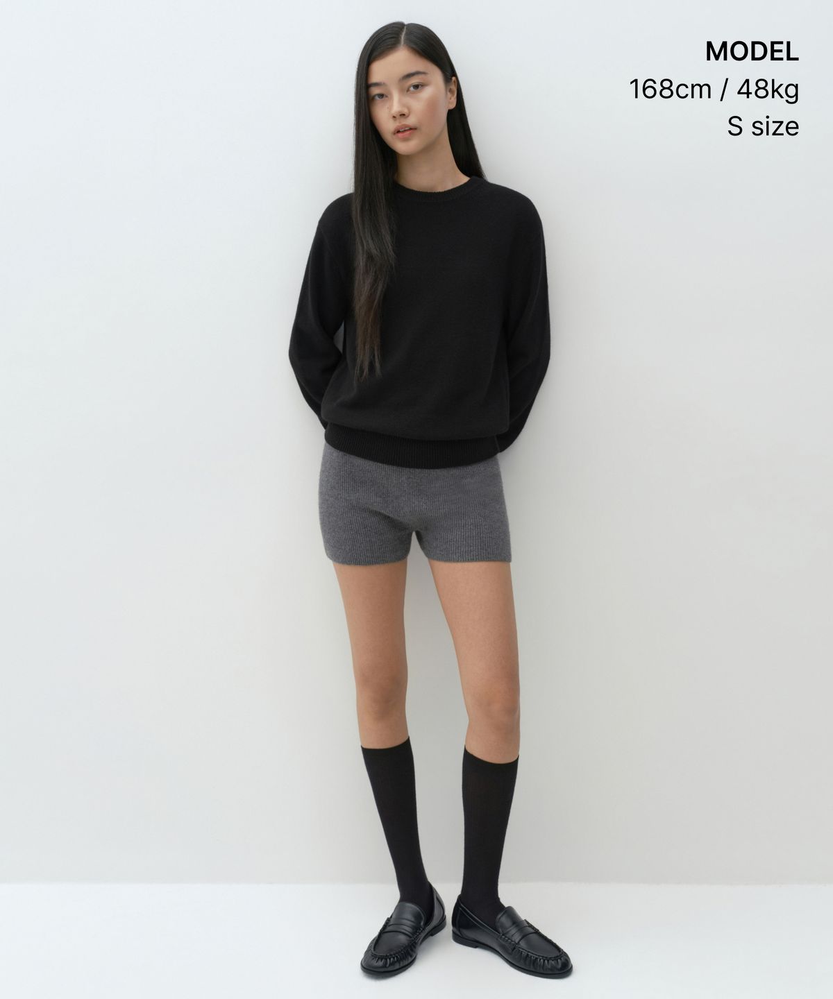 무신사 스탠다드 우먼(MUSINSA STANDARD WOMAN) [빅토리아 울] 우먼즈 크루 넥 니트 [블랙]